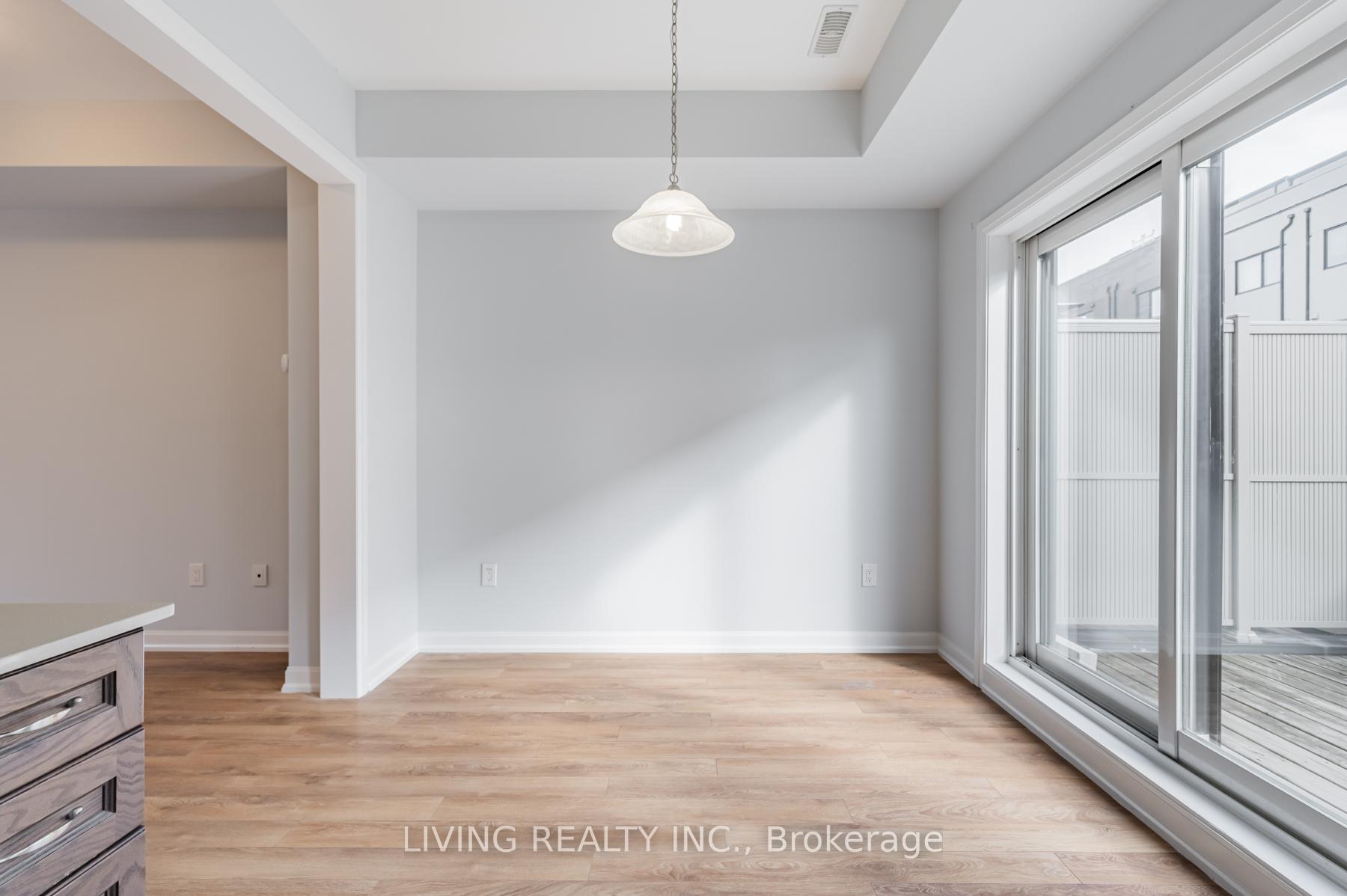 21 Caroline Carpenter Grve, Toronto, ON M3K0B1 | 3 Bedroom 3 Bathroom Condo Townhouse | Image 9