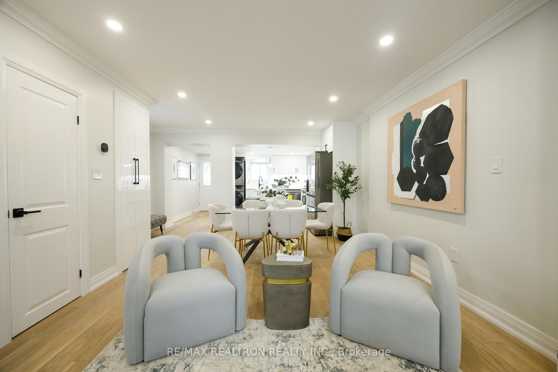 77 Hatherley Rd, Toronto, ON M6E1V8 | 3 Bedroom 3 Bathroom Detached House | Image 3