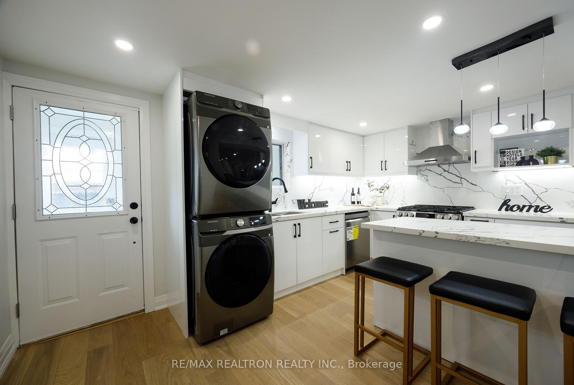 77 Hatherley Rd, Toronto, ON M6E1V8 | 3 Bedroom 3 Bathroom Detached House | Image 7