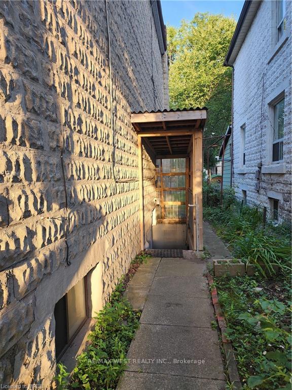 50 Batavia Ave, Toronto, ON M6N4A2 | 4 Bedroom 3 Bathroom Detached House | Image 20