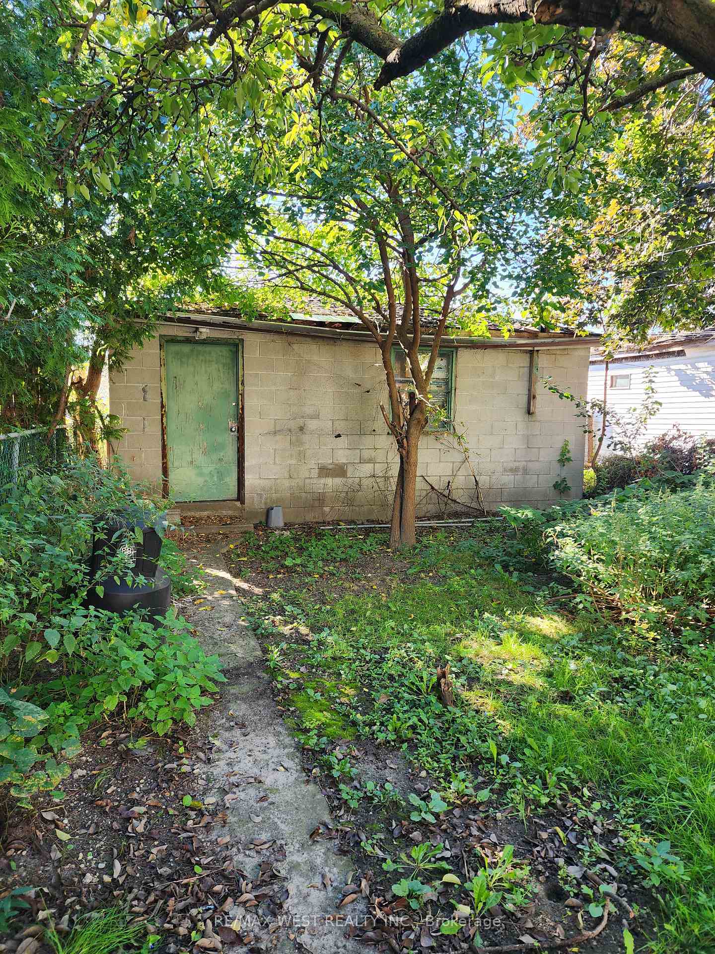 50 Batavia Ave, Toronto, ON M6N4A2 | 4 Bedroom 3 Bathroom Detached House | Image 24