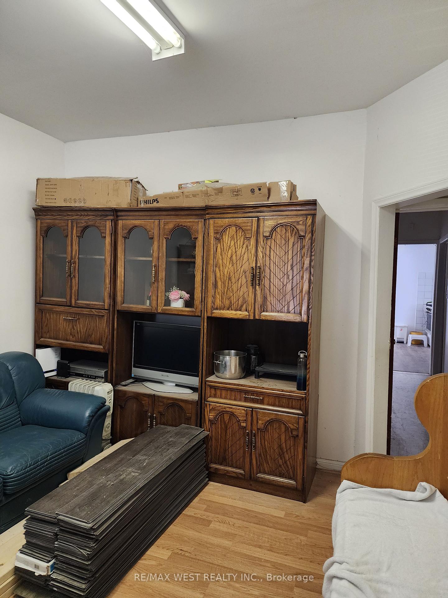 50 Batavia Ave, Toronto, ON M6N4A2 | 4 Bedroom 3 Bathroom Detached House | Image 5