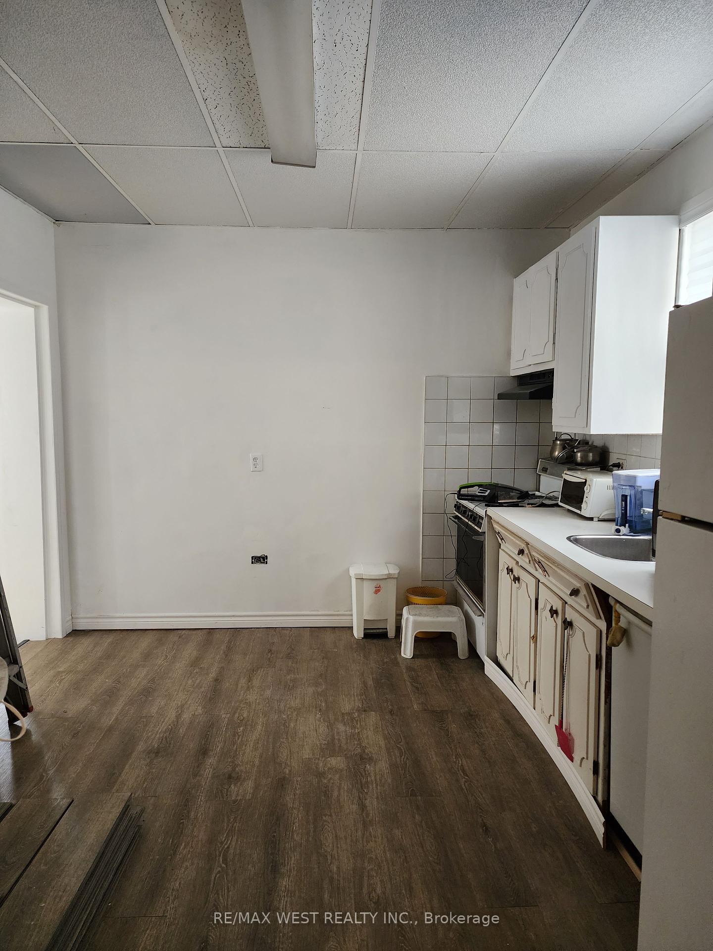 50 Batavia Ave, Toronto, ON M6N4A2 | 4 Bedroom 3 Bathroom Detached House | Image 8