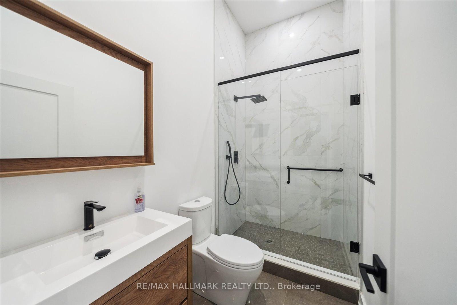 65 Lake Cres, Toronto, ON M8V1W2 | 3 Bedroom 5 Bathroom Detached House | Image 28