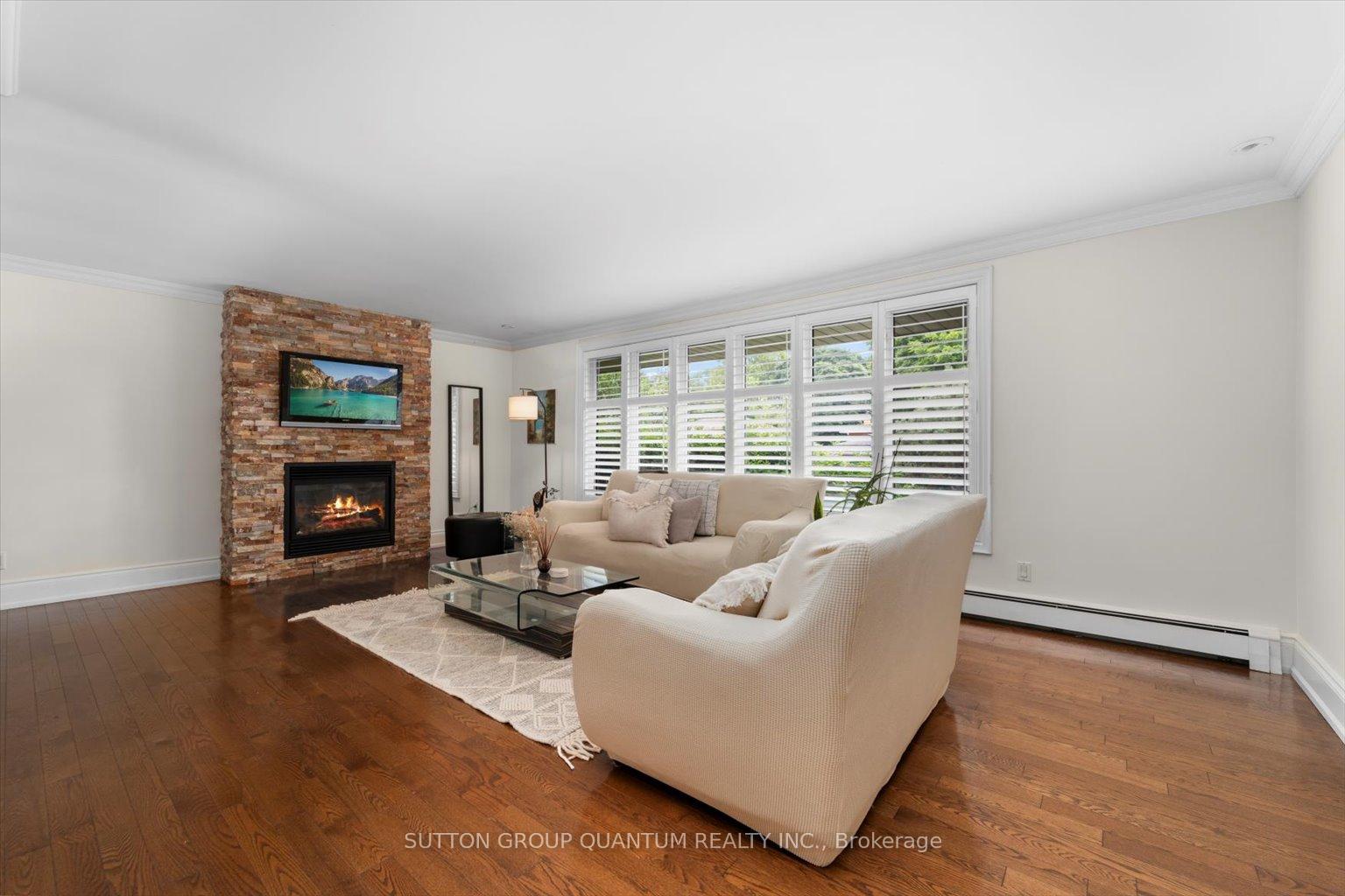 159 Princess Anne Cres, Toronto, ON M9A2R7 | 3 Bedroom 3 Bathroom Detached House | Image 13