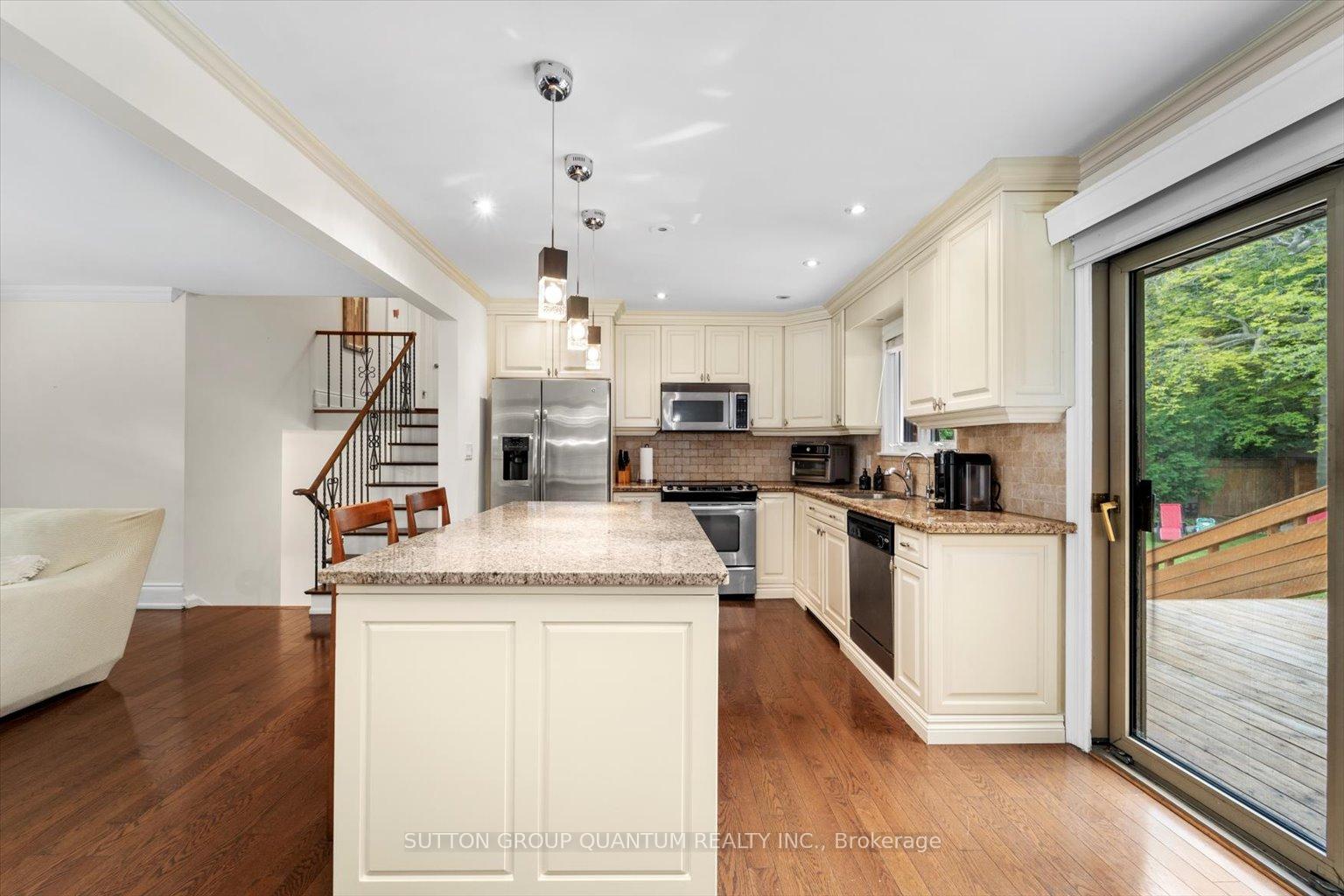 159 Princess Anne Cres, Toronto, ON M9A2R7 | 3 Bedroom 3 Bathroom Detached House | Image 17