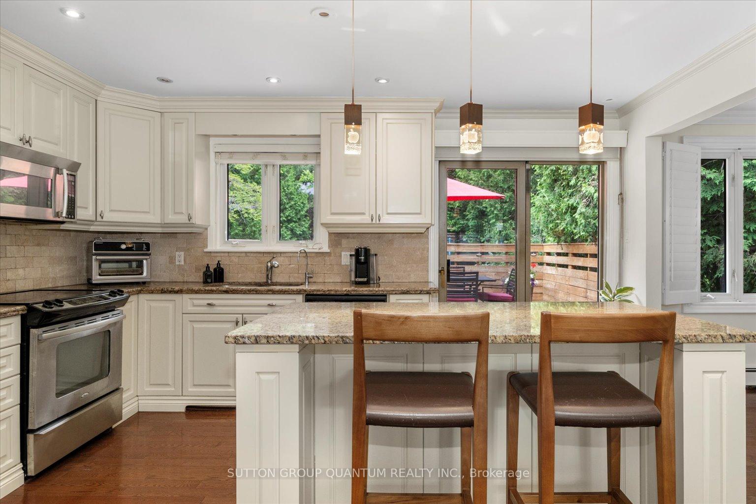 159 Princess Anne Cres, Toronto, ON M9A2R7 | 3 Bedroom 3 Bathroom Detached House | Image 18