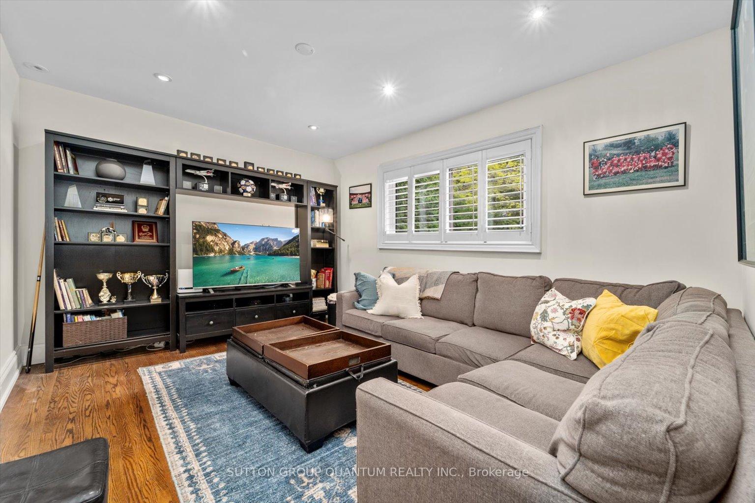 159 Princess Anne Cres, Toronto, ON M9A2R7 | 3 Bedroom 3 Bathroom Detached House | Image 29