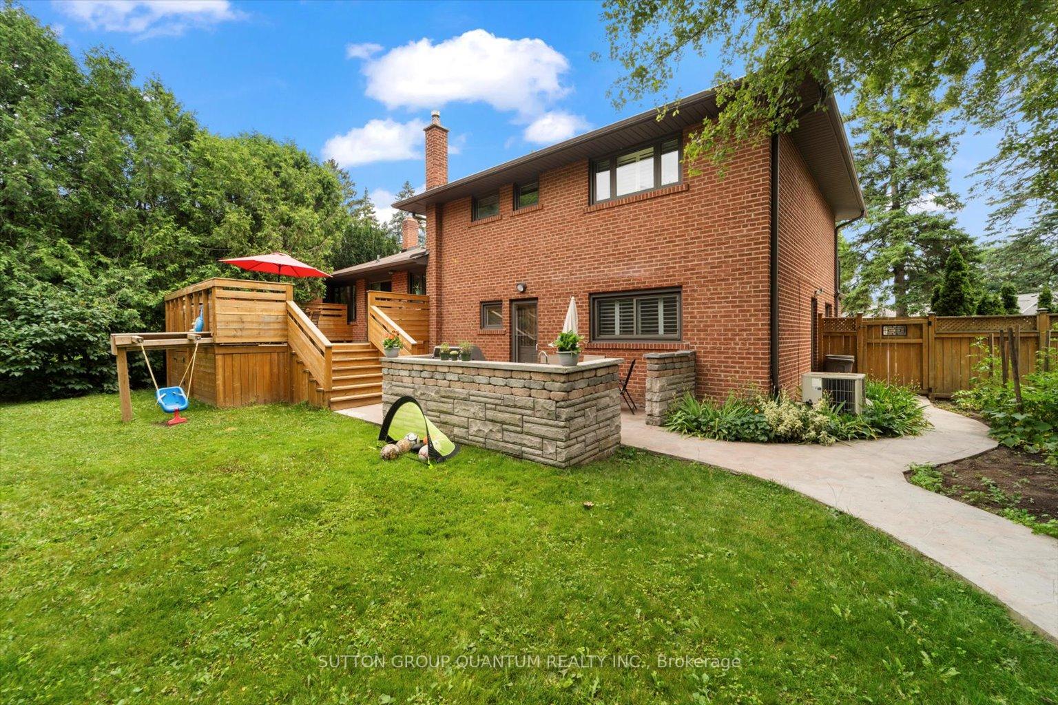 159 Princess Anne Cres, Toronto, ON M9A2R7 | 3 Bedroom 3 Bathroom Detached House | Image 35