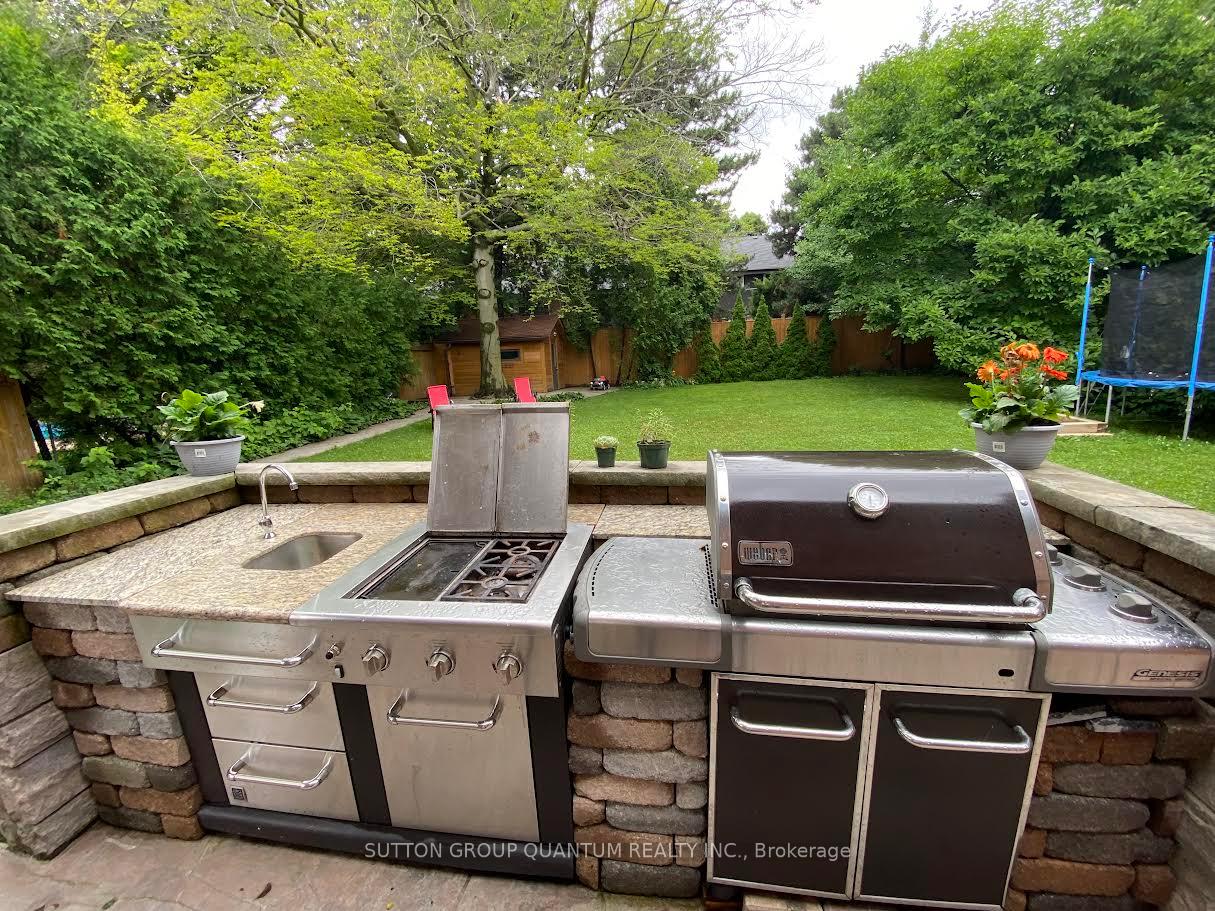 159 Princess Anne Cres, Toronto, ON M9A2R7 | 3 Bedroom 3 Bathroom Detached House | Image 37