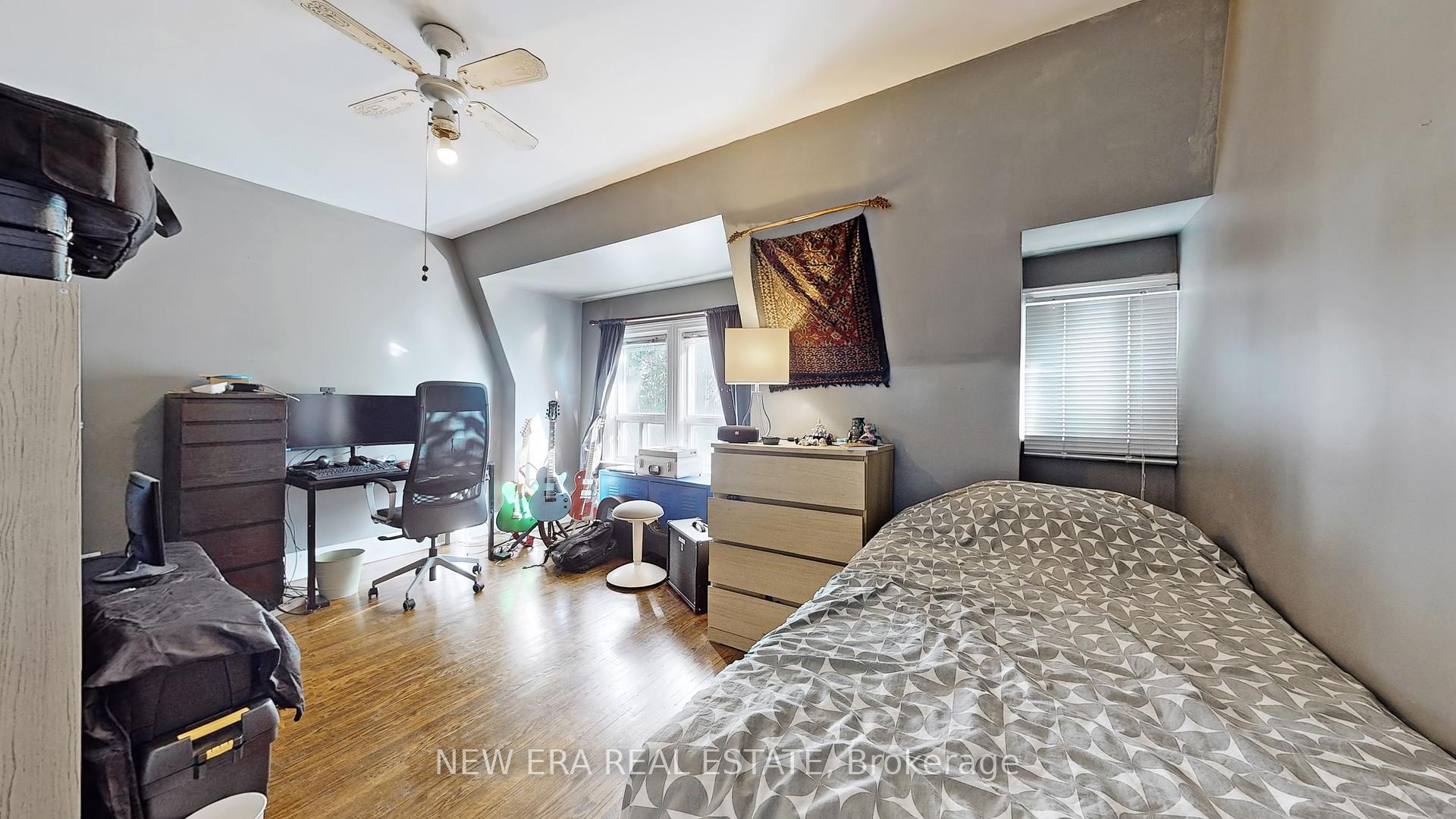 596 St Clarens Ave, Toronto, ON M6H3W9 | 3 Bedroom 2 Bathroom Semi-Detached House | Image 12