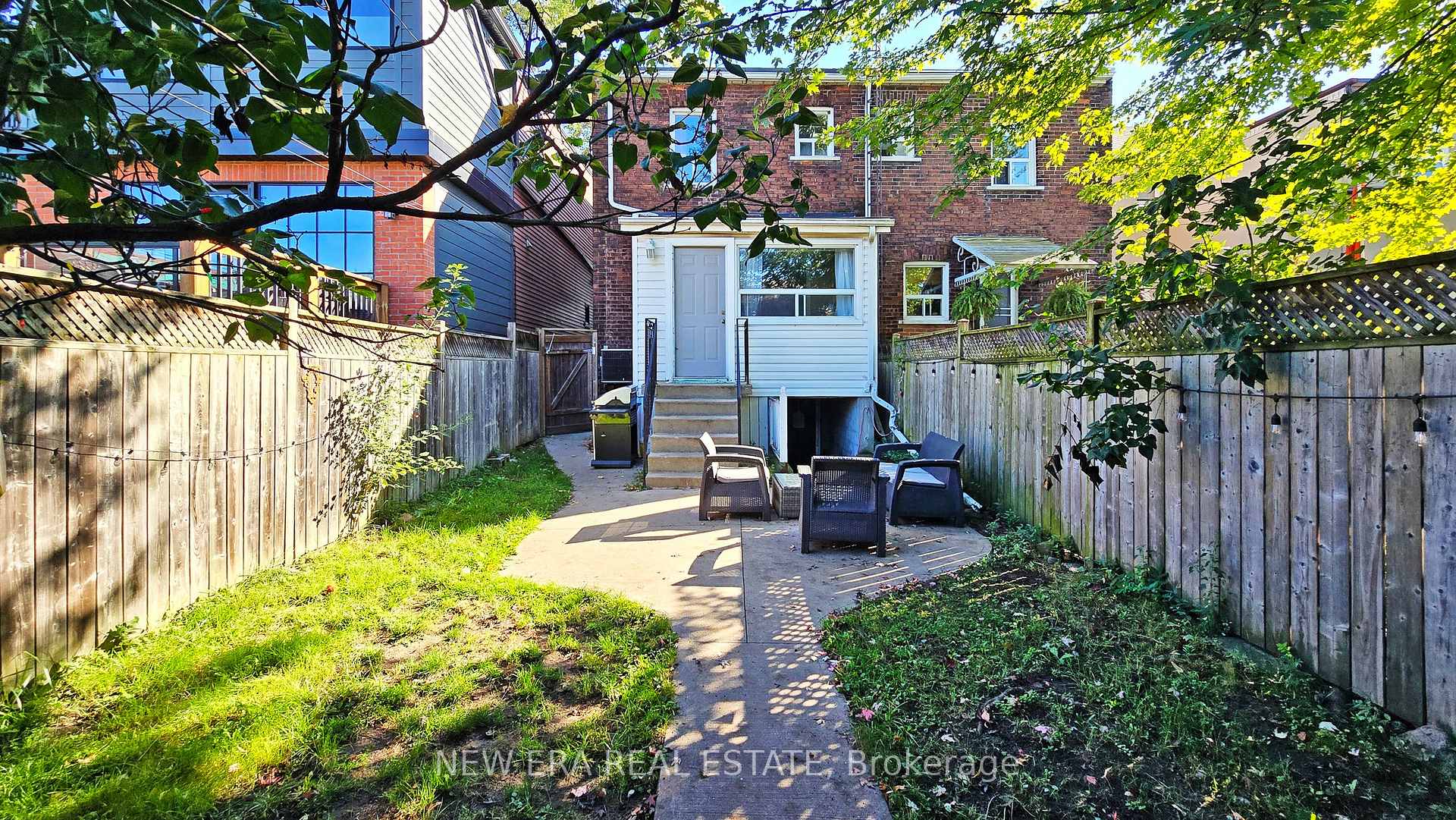 596 St Clarens Ave, Toronto, ON M6H3W9 | 3 Bedroom 2 Bathroom Semi-Detached House | Image 24