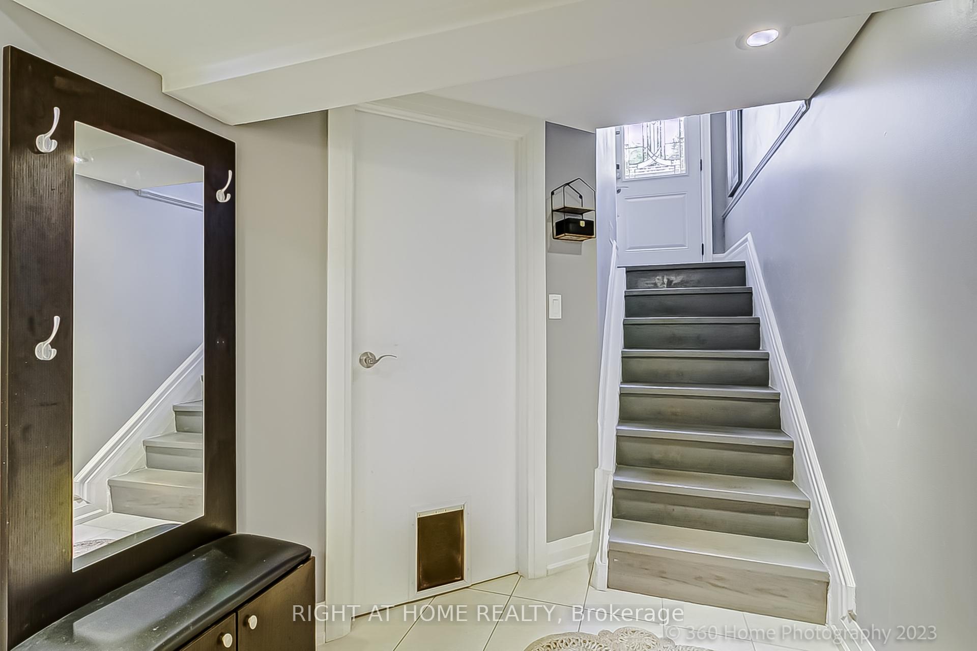 85 Barrhead Cres, Toronto, ON M9W3Z8 | 3 Bedroom 3 Bathroom Detached House | Image 15