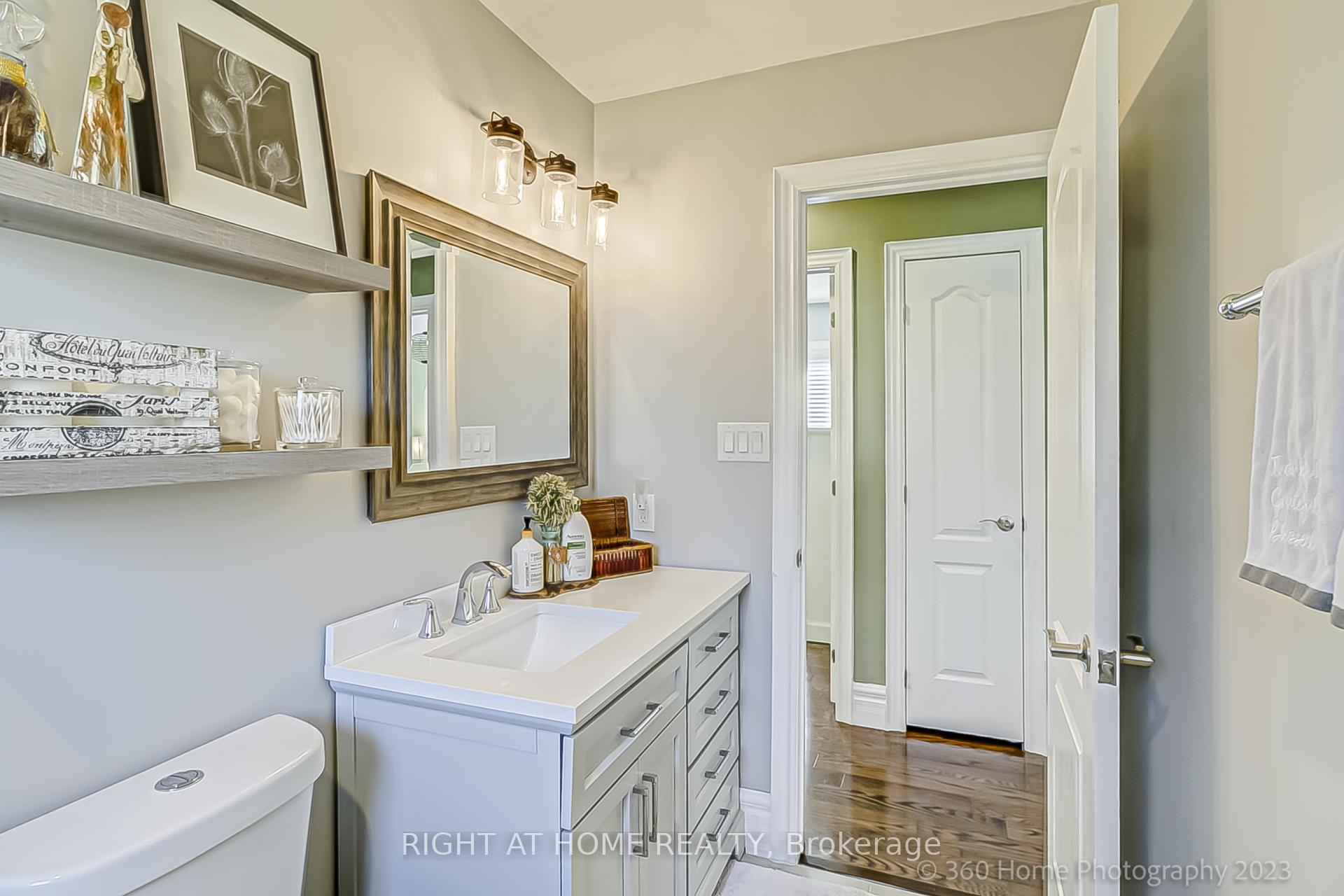 85 Barrhead Cres, Toronto, ON M9W3Z8 | 3 Bedroom 3 Bathroom Detached House | Image 9