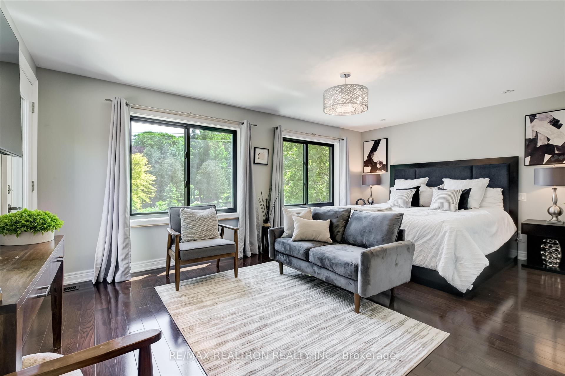 102 Edenbridge Dr, Toronto, ON M9A3G4 | 4 Bedroom 6 Bathroom Detached House | Image 18