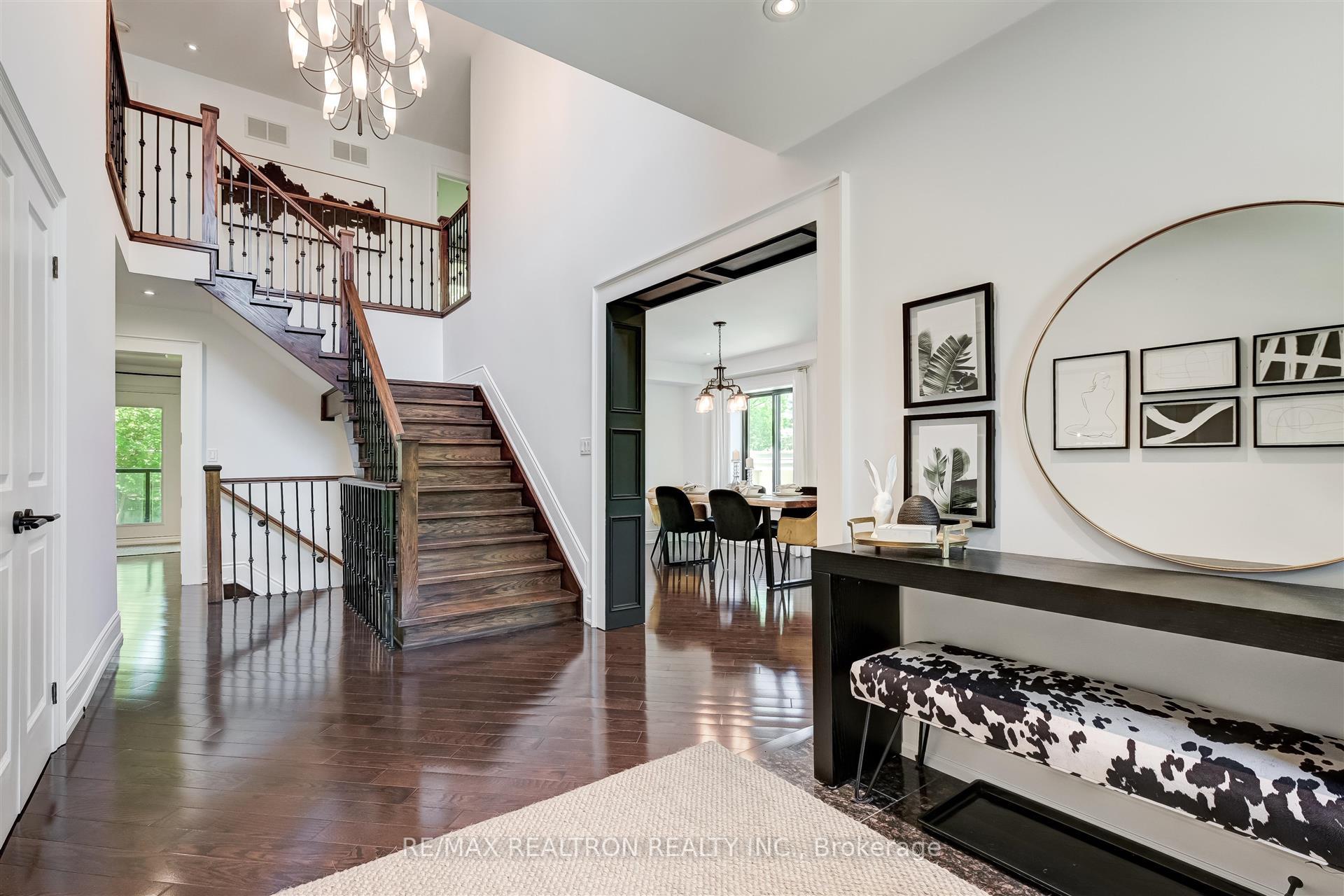 102 Edenbridge Dr, Toronto, ON M9A3G4 | 4 Bedroom 6 Bathroom Detached House | Image 5