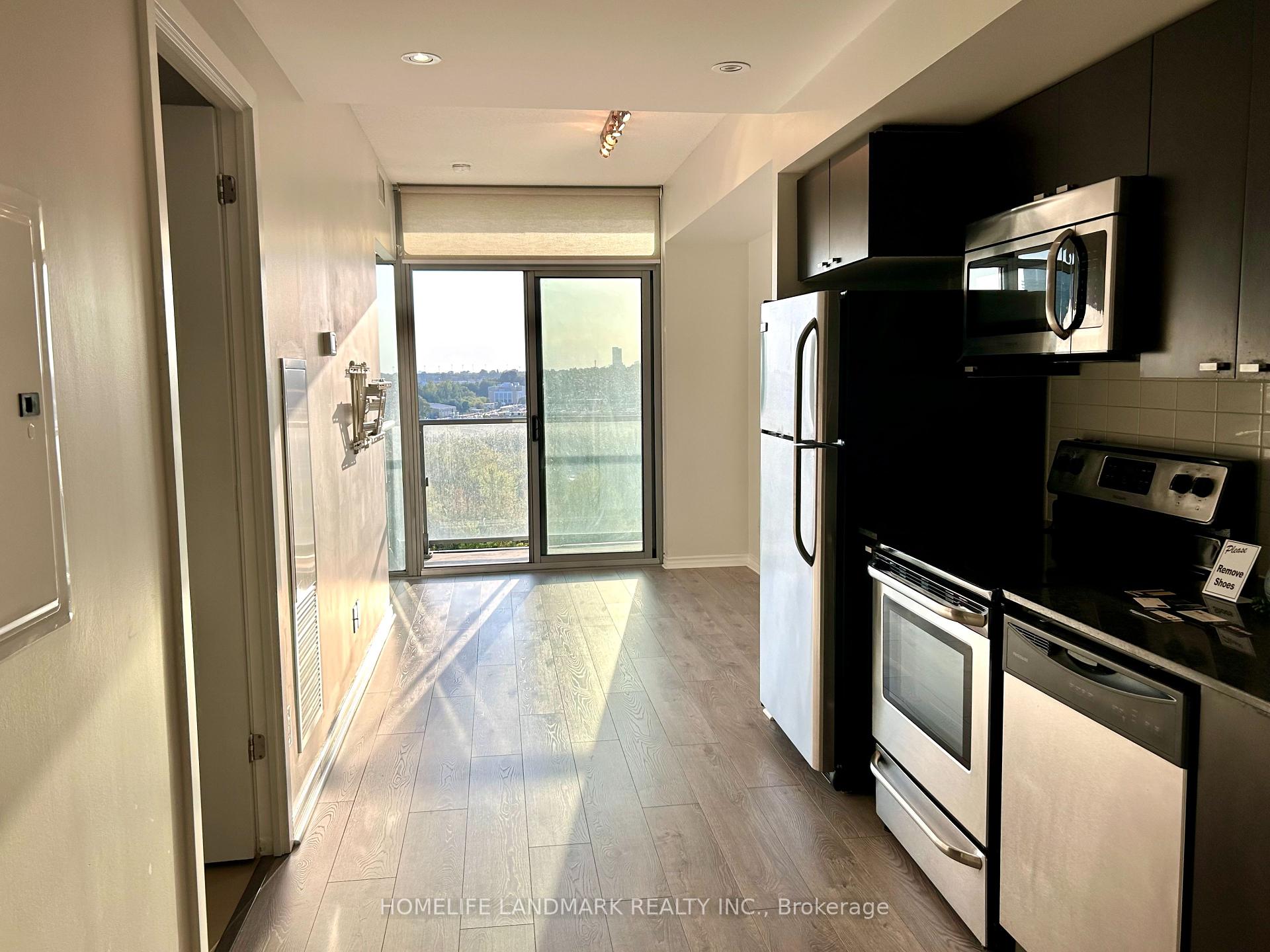 #909 - 105 The Queensway, Toronto, ON M6S5B5 | 1 Bedroom 1 Bathroom Condo Apt | Image 11