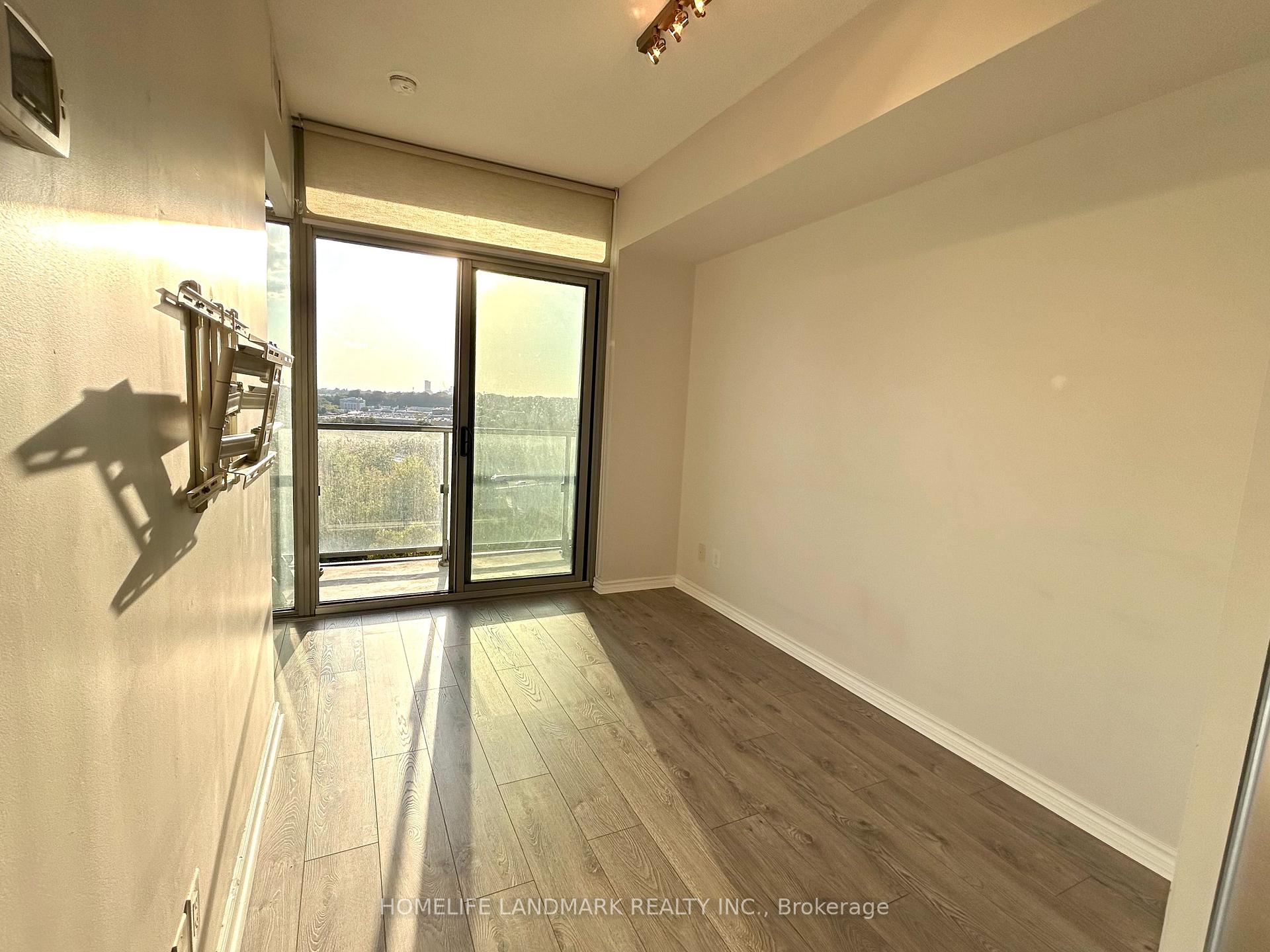 #909 - 105 The Queensway, Toronto, ON M6S5B5 | 1 Bedroom 1 Bathroom Condo Apt | Image 14