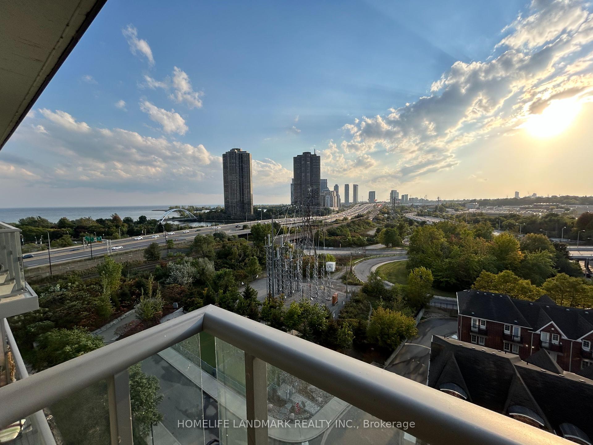 #909 - 105 The Queensway, Toronto, ON M6S5B5 | 1 Bedroom 1 Bathroom Condo Apt | Image 20