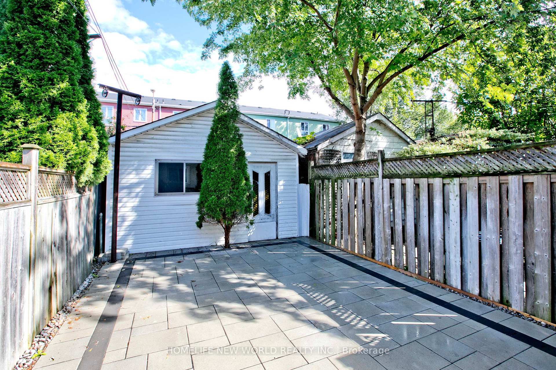 19 Britannia Ave, Toronto, ON M6N3T6 | 3 Bedroom 3 Bathroom Semi-Detached House | Image 27