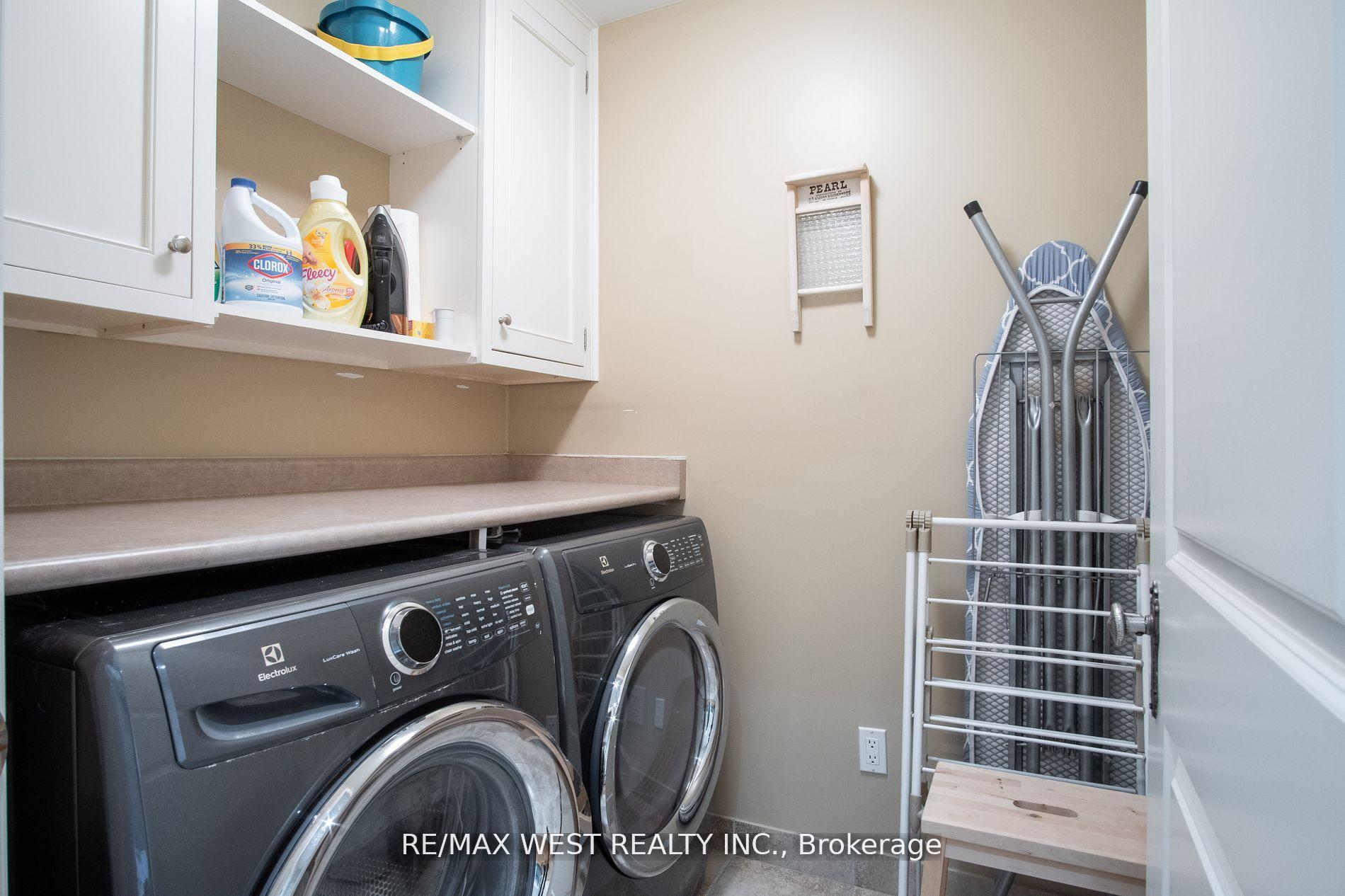 16 Ashton Manr, Toronto, ON M8Y2N5 | 4 Bedroom 4 Bathroom Detached House | Image 14