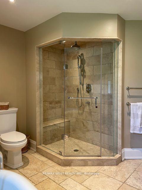 16 Ashton Manr, Toronto, ON M8Y2N5 | 4 Bedroom 4 Bathroom Detached House | Image 16