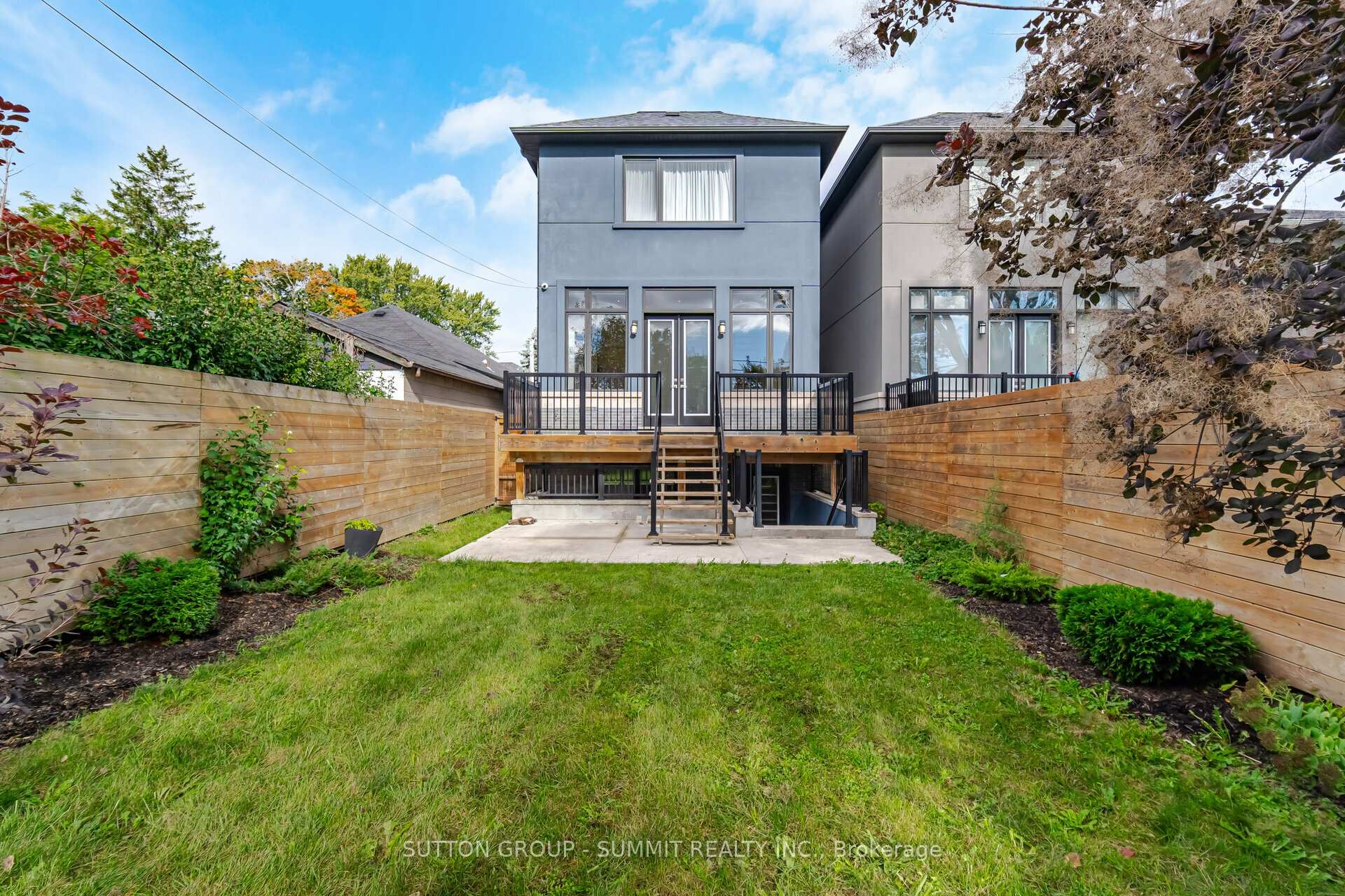 119B HILLSIDE Ave, Toronto, ON M8V1T3 | 3 Bedroom 4 Bathroom Detached House | Image 40