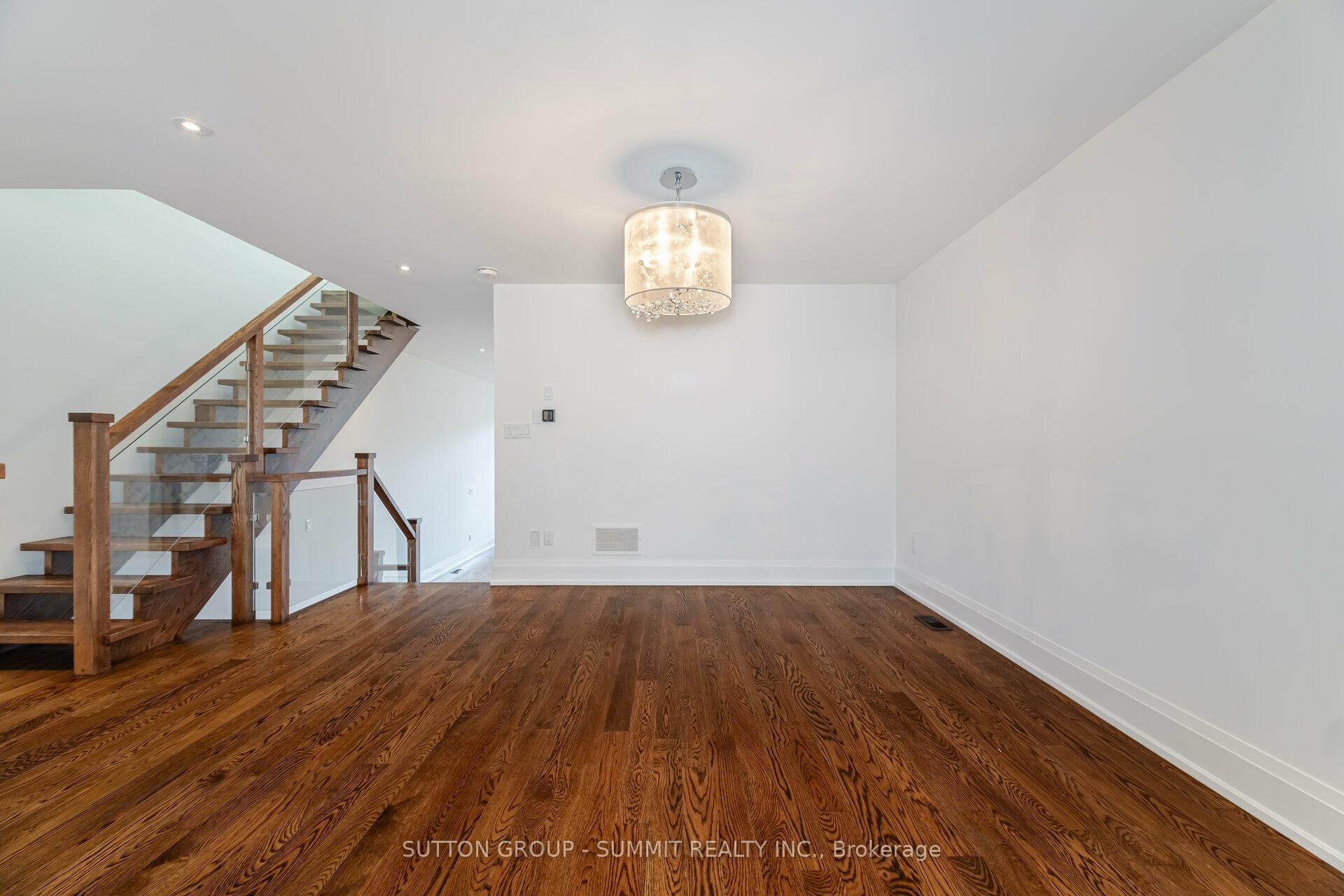 119B HILLSIDE Ave, Toronto, ON M8V1T3 | 3 Bedroom 4 Bathroom Detached House | Image 5