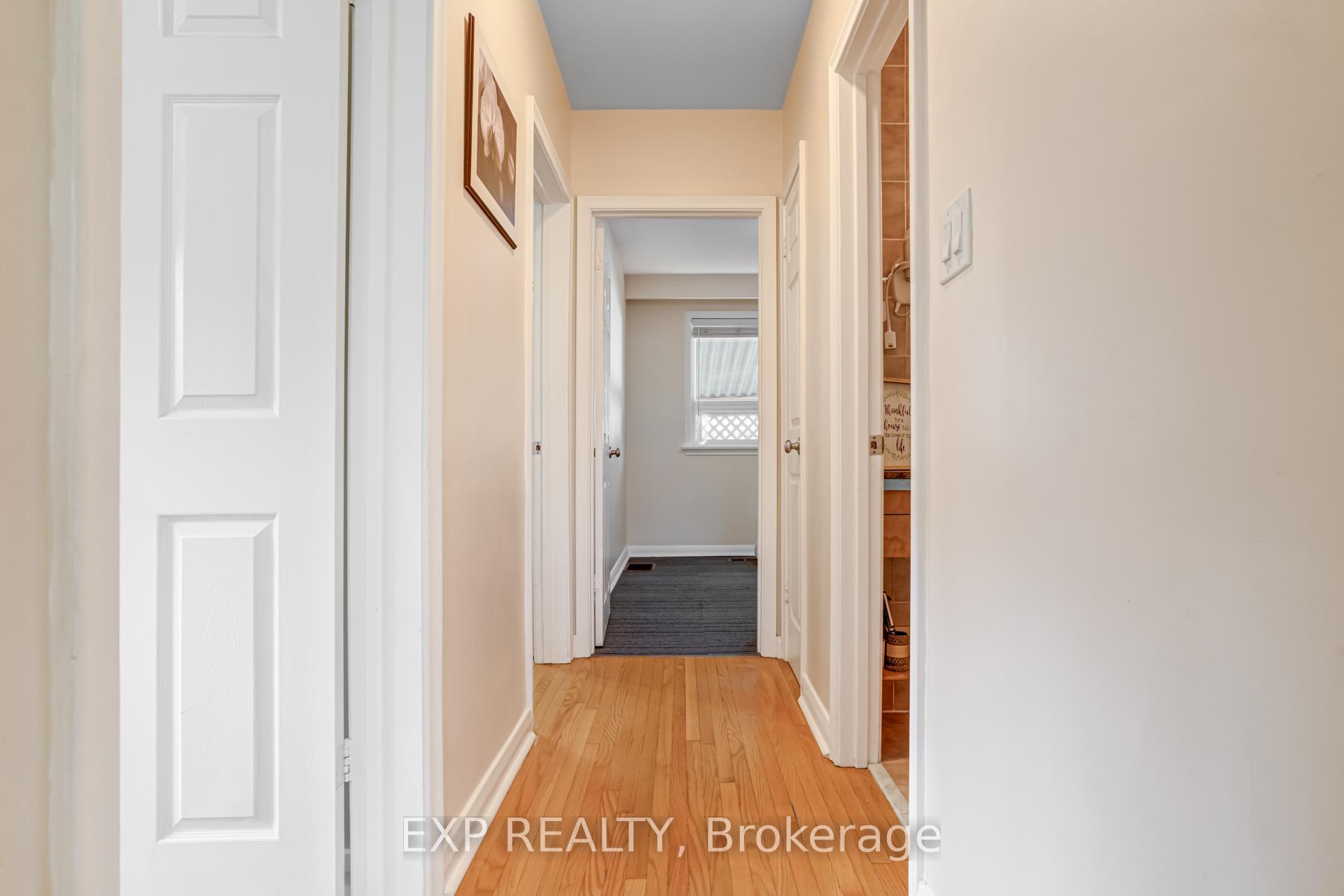 16 Heavitree Dr, Toronto, ON M3L1K6 | 3 Bedroom 2 Bathroom Semi-Detached House | Image 18