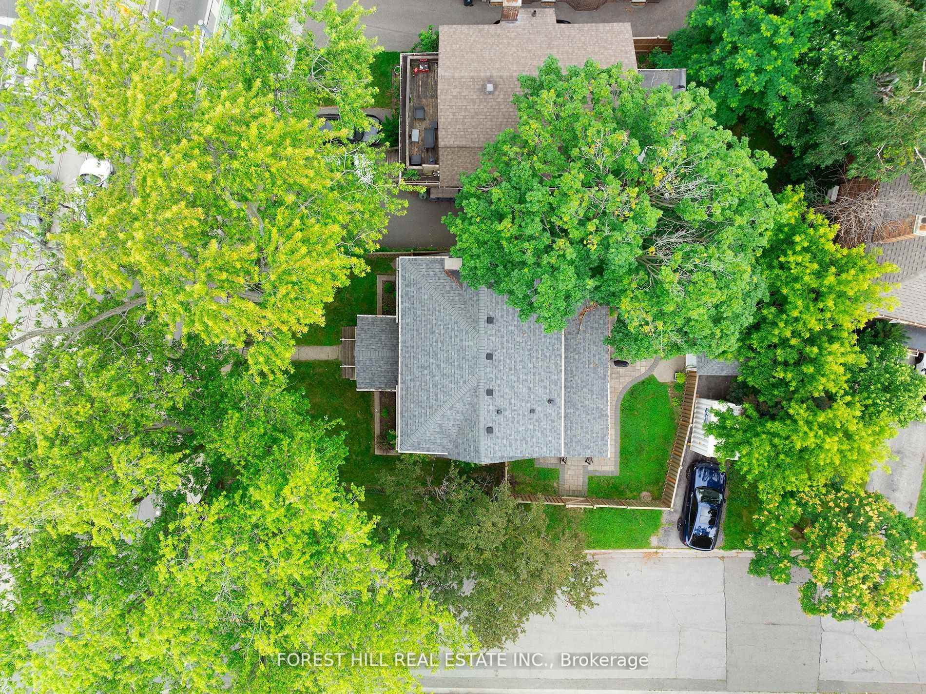 2567 Lake Shore Blvd W, Toronto, ON M8V1E5 | 3 Bedroom 4 Bathroom Detached House | Image 38