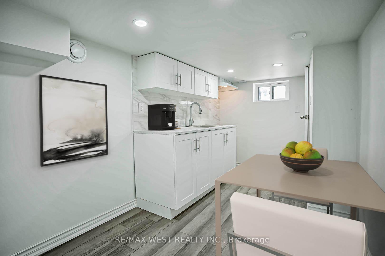 560 Perth Ave, Toronto, ON M6N2W7 | 3 Bedroom 3 Bathroom Semi-Detached House | Image 28