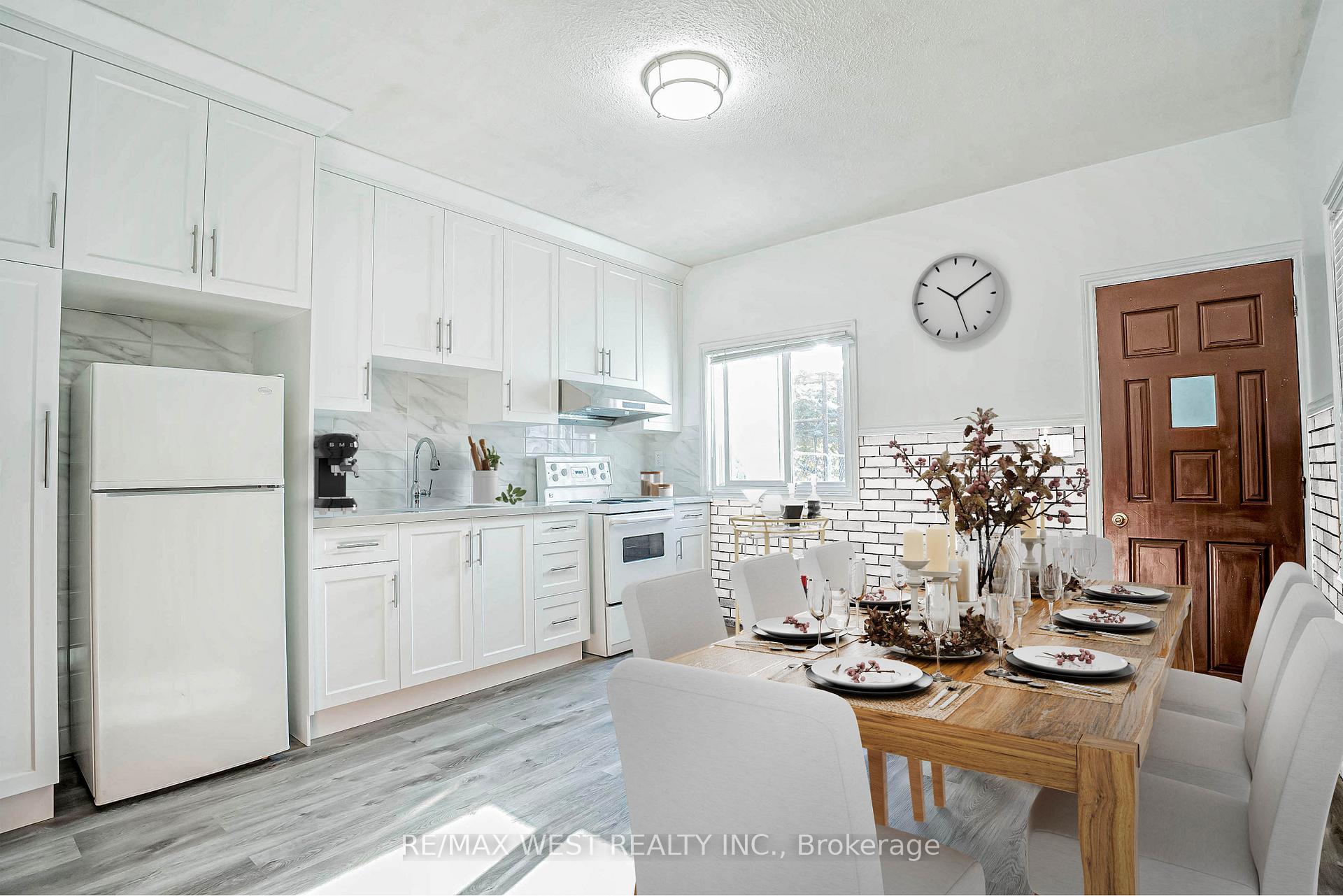 560 Perth Ave, Toronto, ON M6N2W7 | 3 Bedroom 3 Bathroom Semi-Detached House | Image 9