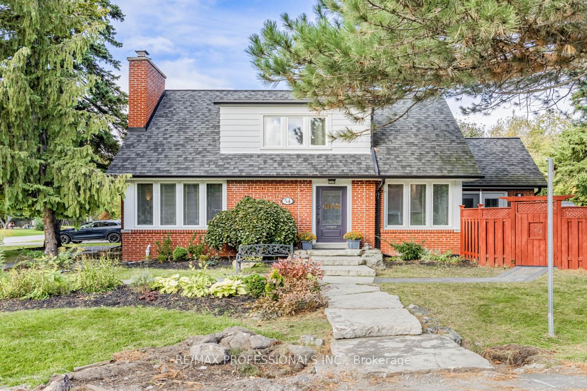 54 Robin Hood Rd, Toronto, ON M9A2W8 | 4 Bedroom 3 Bathroom Detached House | Image 1
