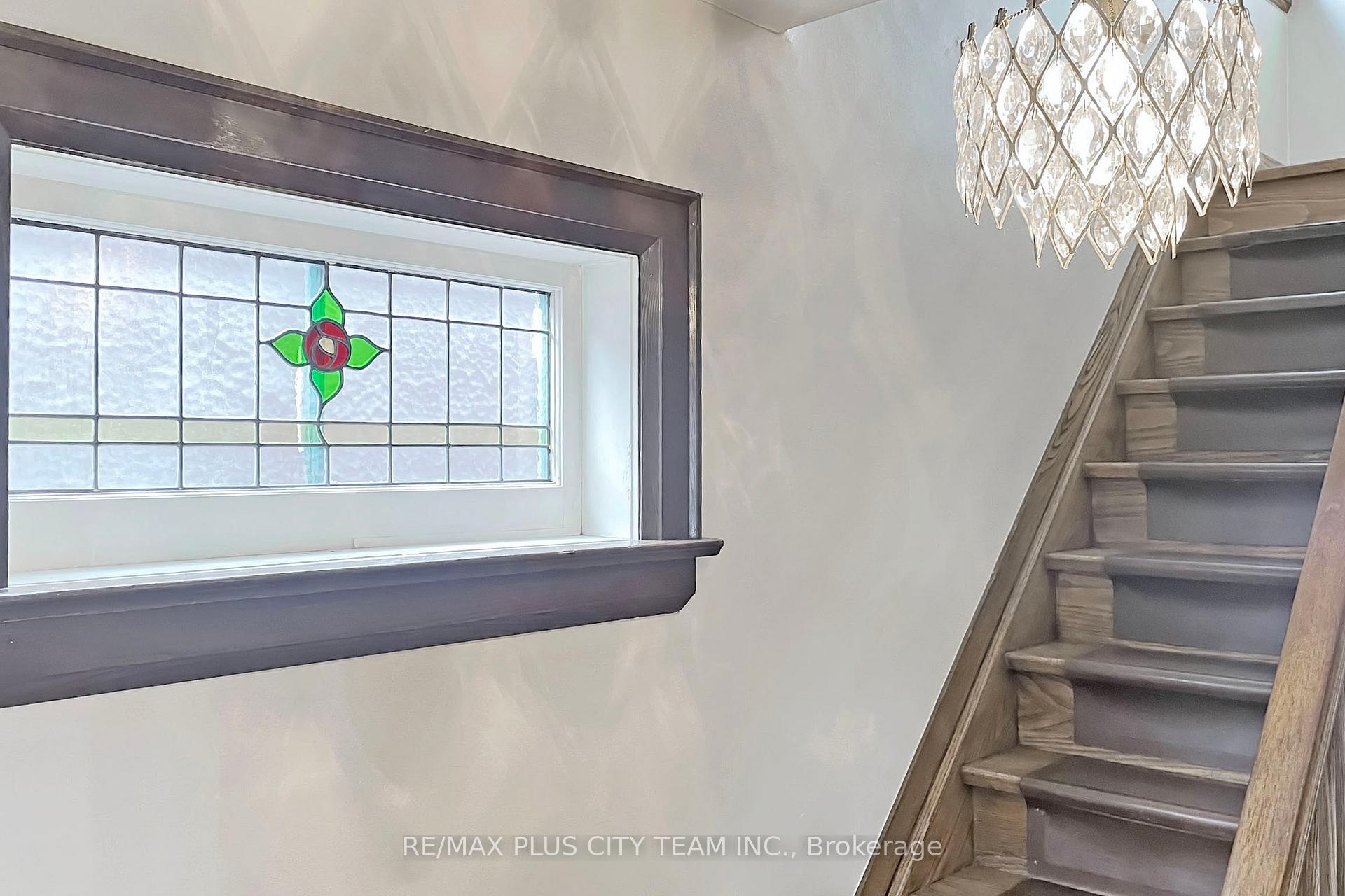 86 Bristol Ave, Toronto, ON M6H3J9 | 3 Bedroom 2 Bathroom Semi-Detached House | Image 16