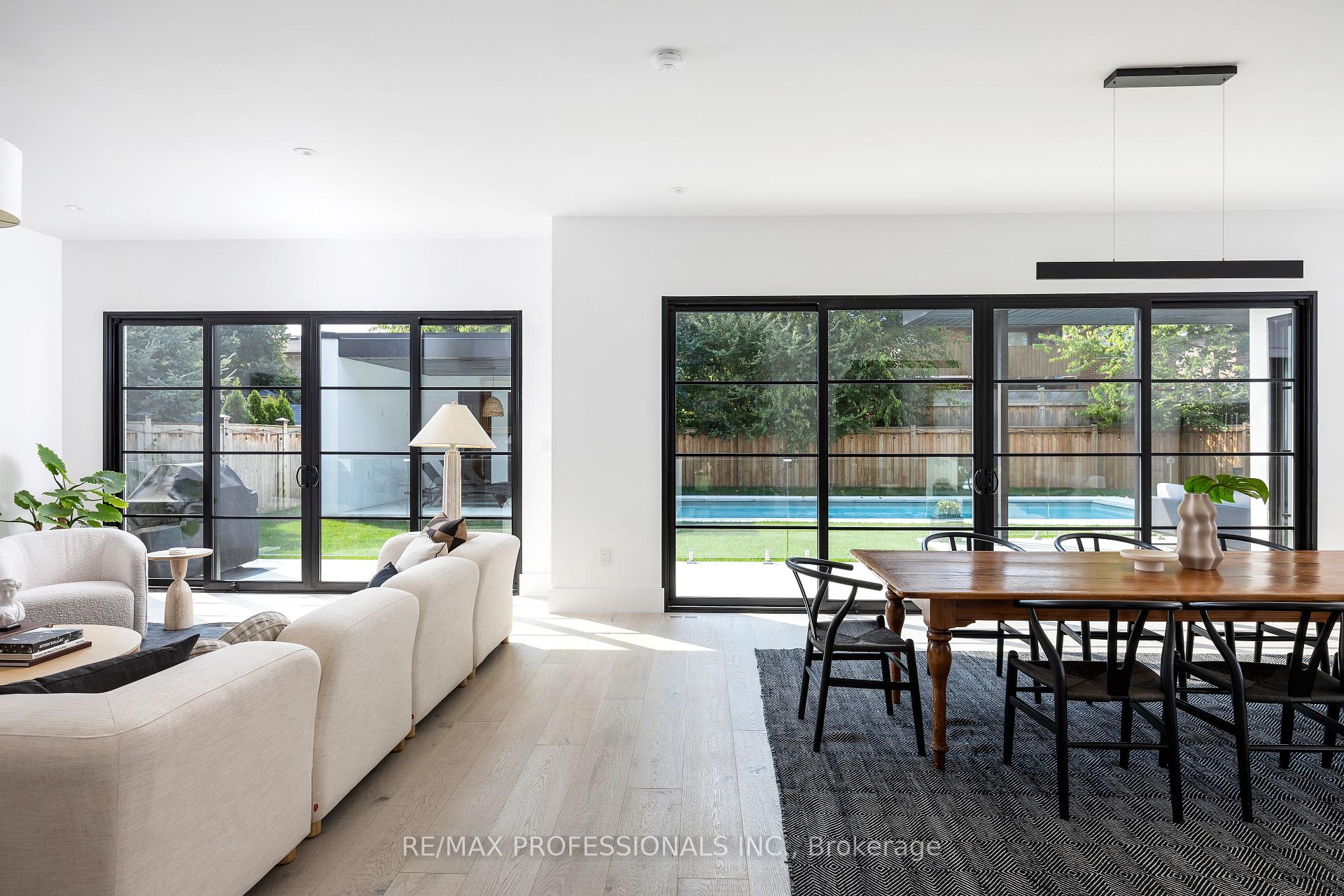 56 Warwood Rd, Toronto, ON M9B5B4 | 4 Bedroom 7 Bathroom Detached House | Image 11