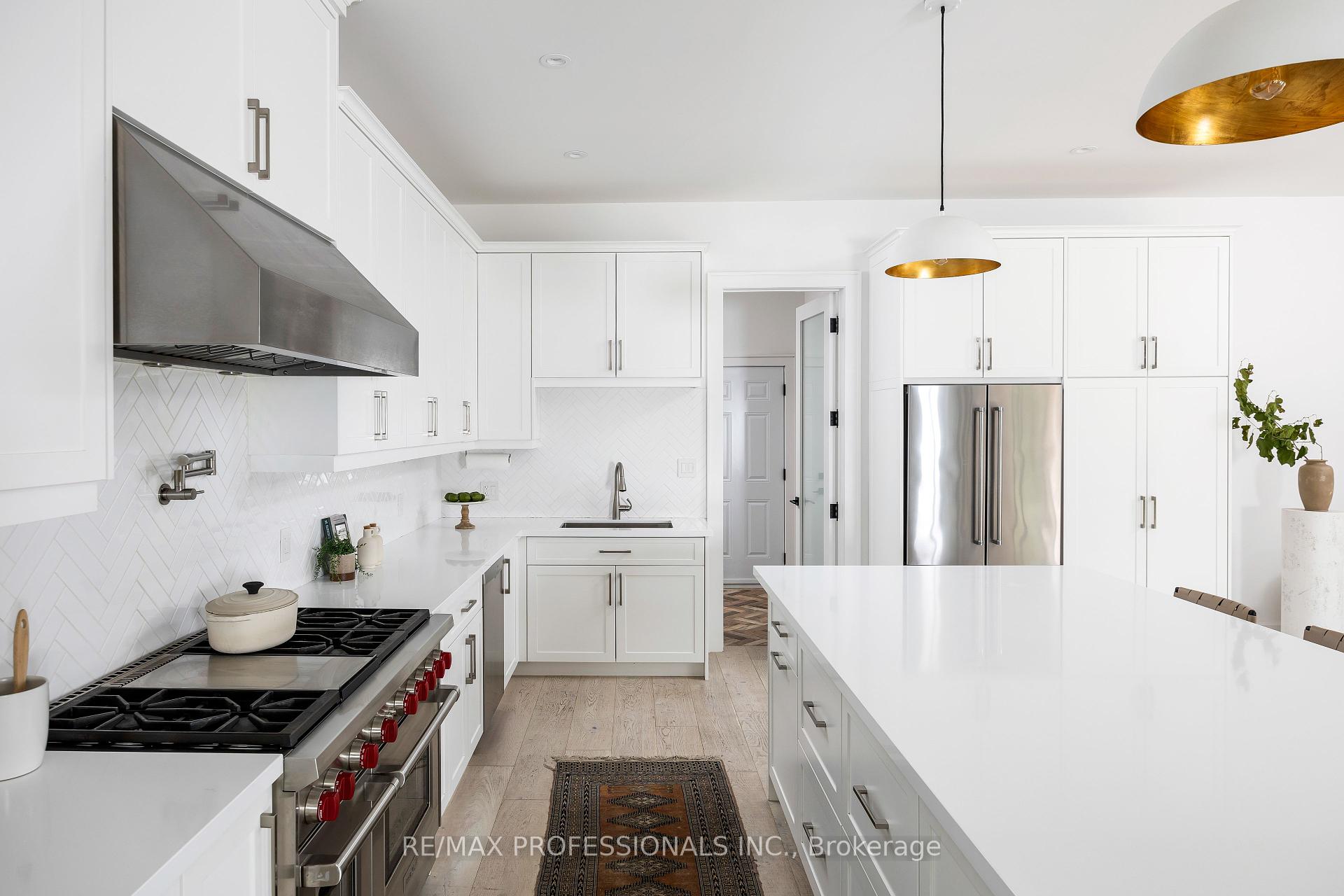 56 Warwood Rd, Toronto, ON M9B5B4 | 4 Bedroom 7 Bathroom Detached House | Image 17