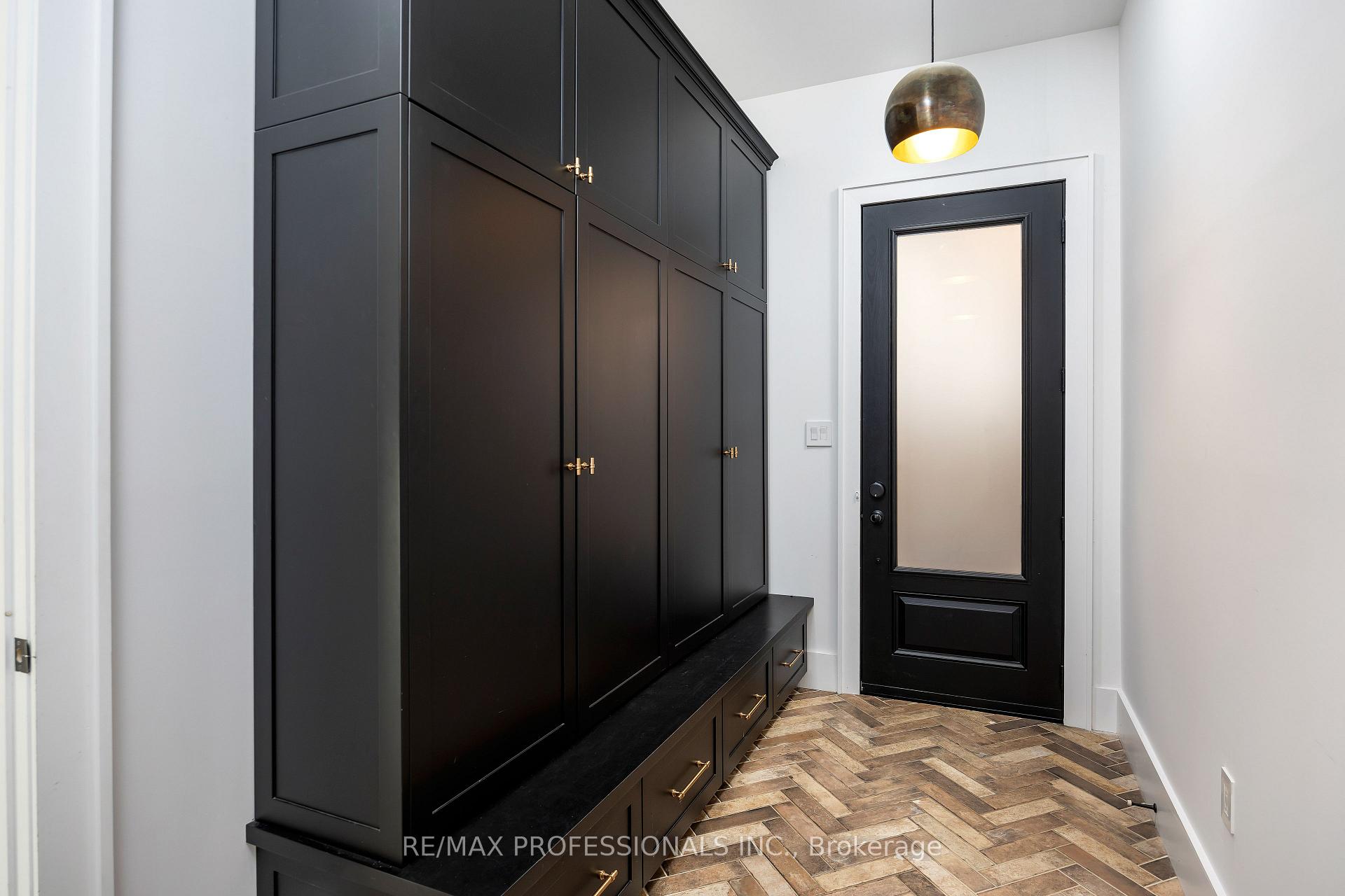 56 Warwood Rd, Toronto, ON M9B5B4 | 4 Bedroom 7 Bathroom Detached House | Image 18