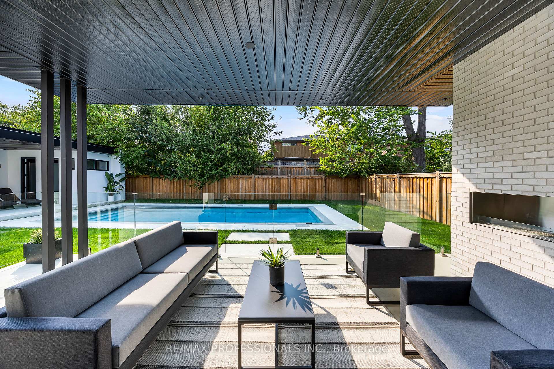 56 Warwood Rd, Toronto, ON M9B5B4 | 4 Bedroom 7 Bathroom Detached House | Image 20