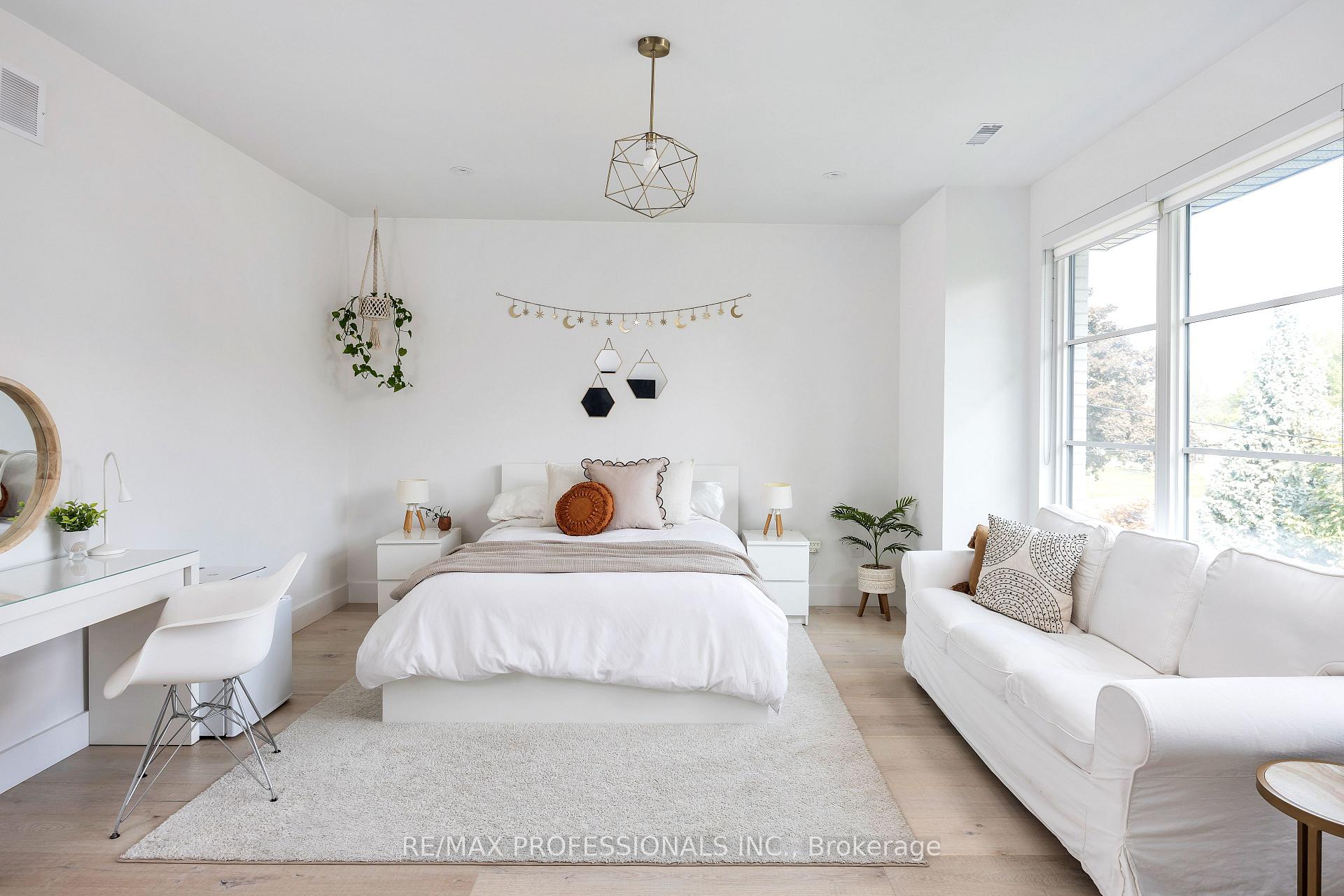 56 Warwood Rd, Toronto, ON M9B5B4 | 4 Bedroom 7 Bathroom Detached House | Image 31