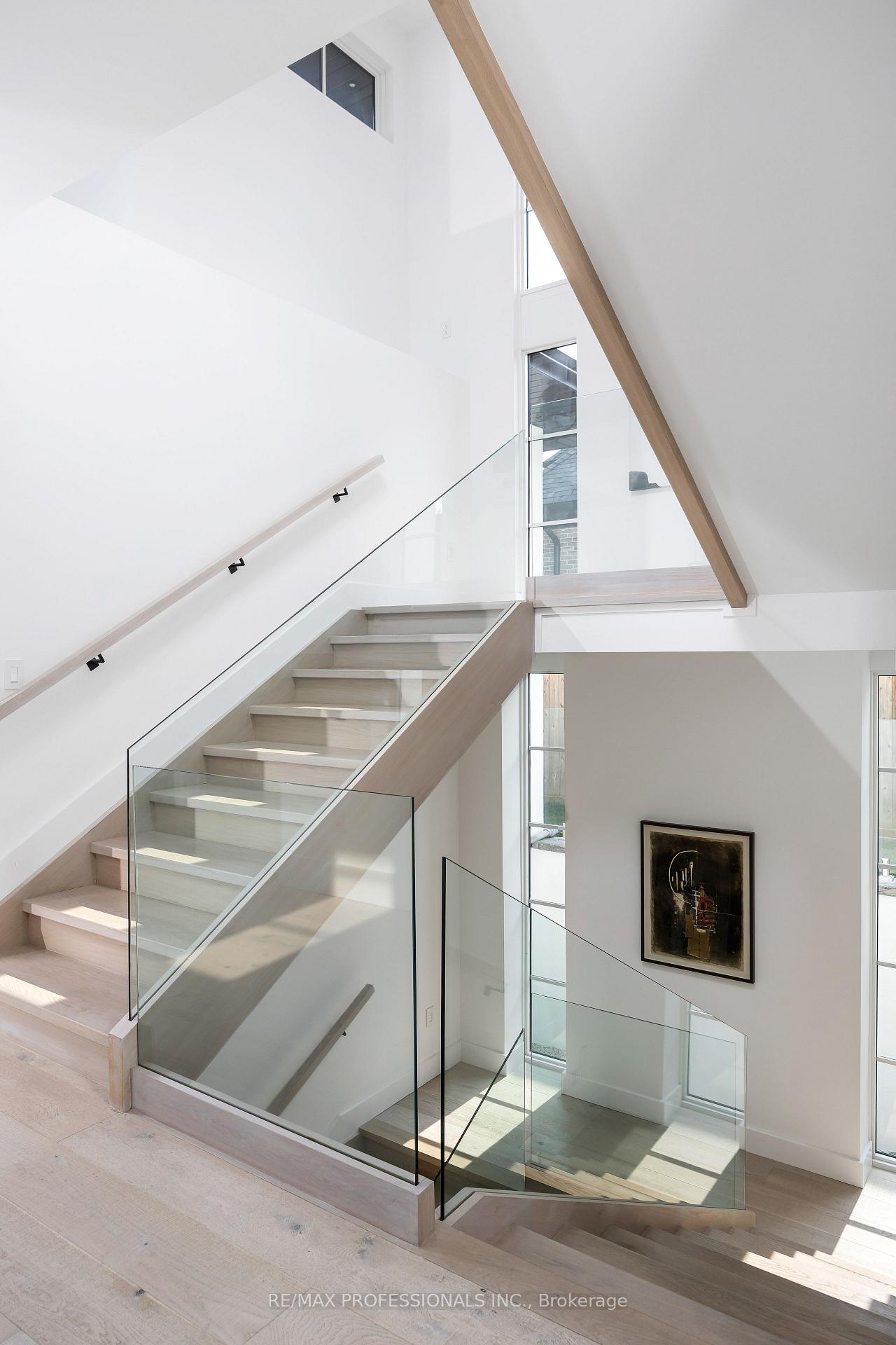 56 Warwood Rd, Toronto, ON M9B5B4 | 4 Bedroom 7 Bathroom Detached House | Image 32