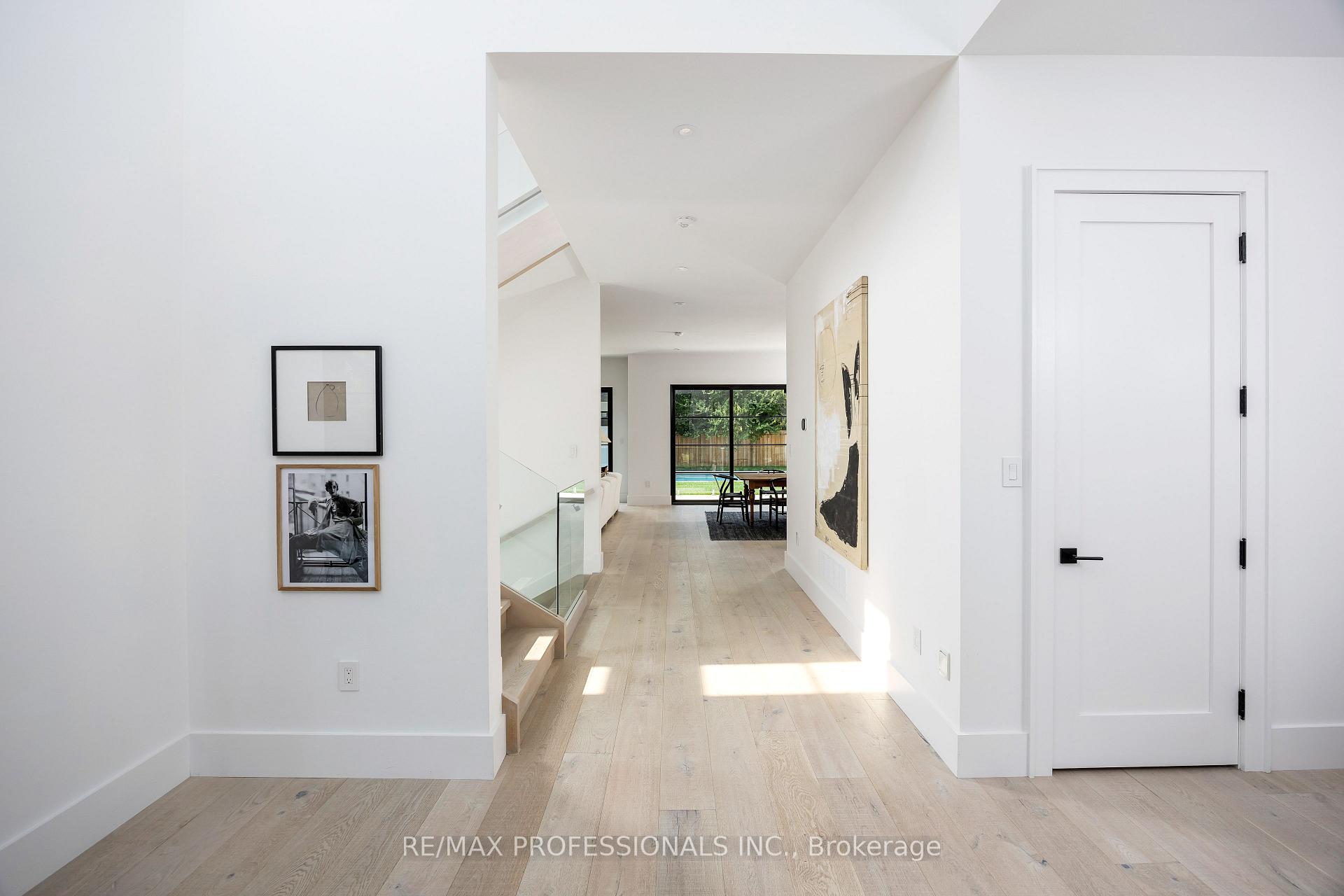 56 Warwood Rd, Toronto, ON M9B5B4 | 4 Bedroom 7 Bathroom Detached House | Image 9