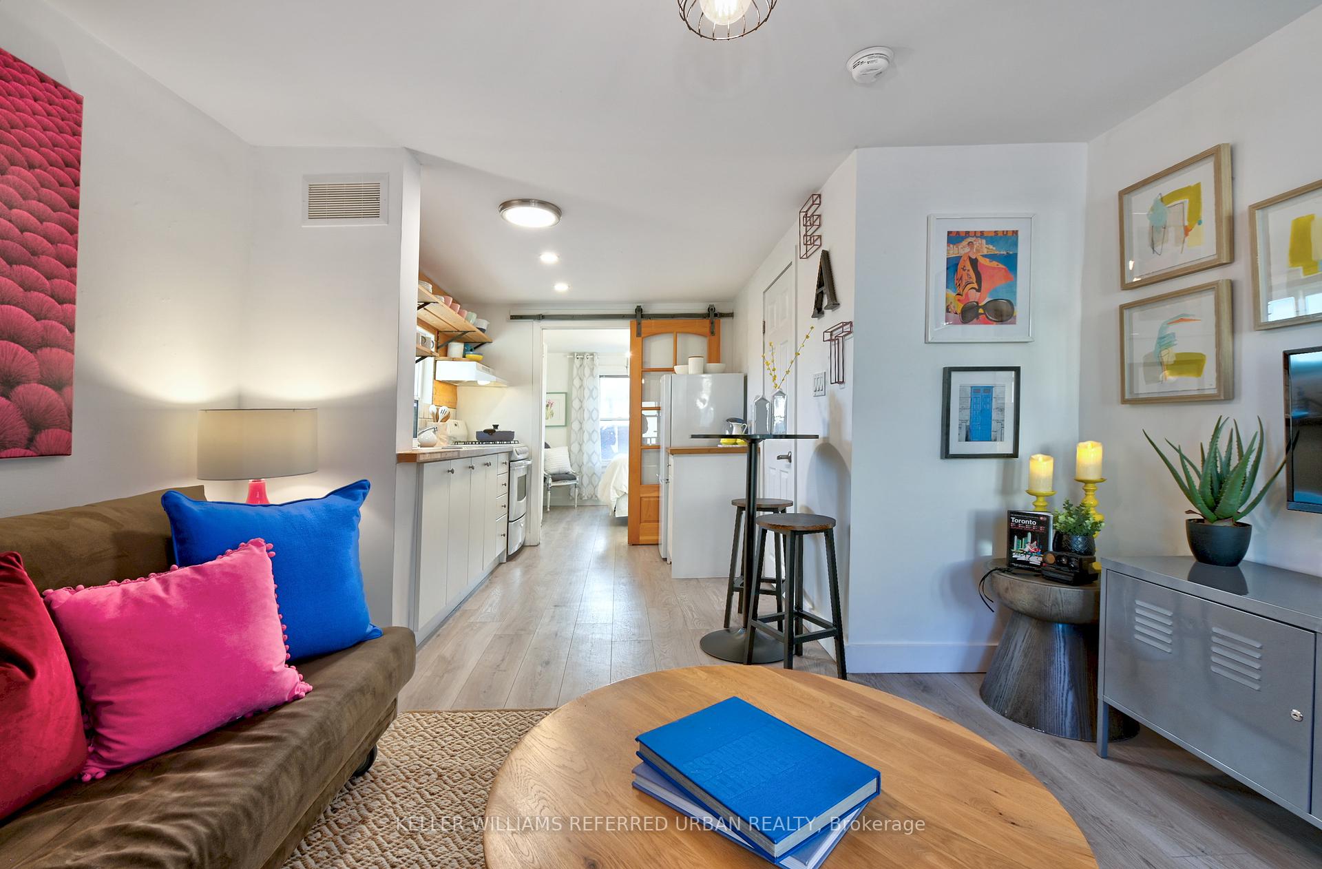 325 Westmoreland Ave N, Toronto, ON M6H3A6 | 2 Bedroom 3 Bathroom Semi-Detached House | Image 19