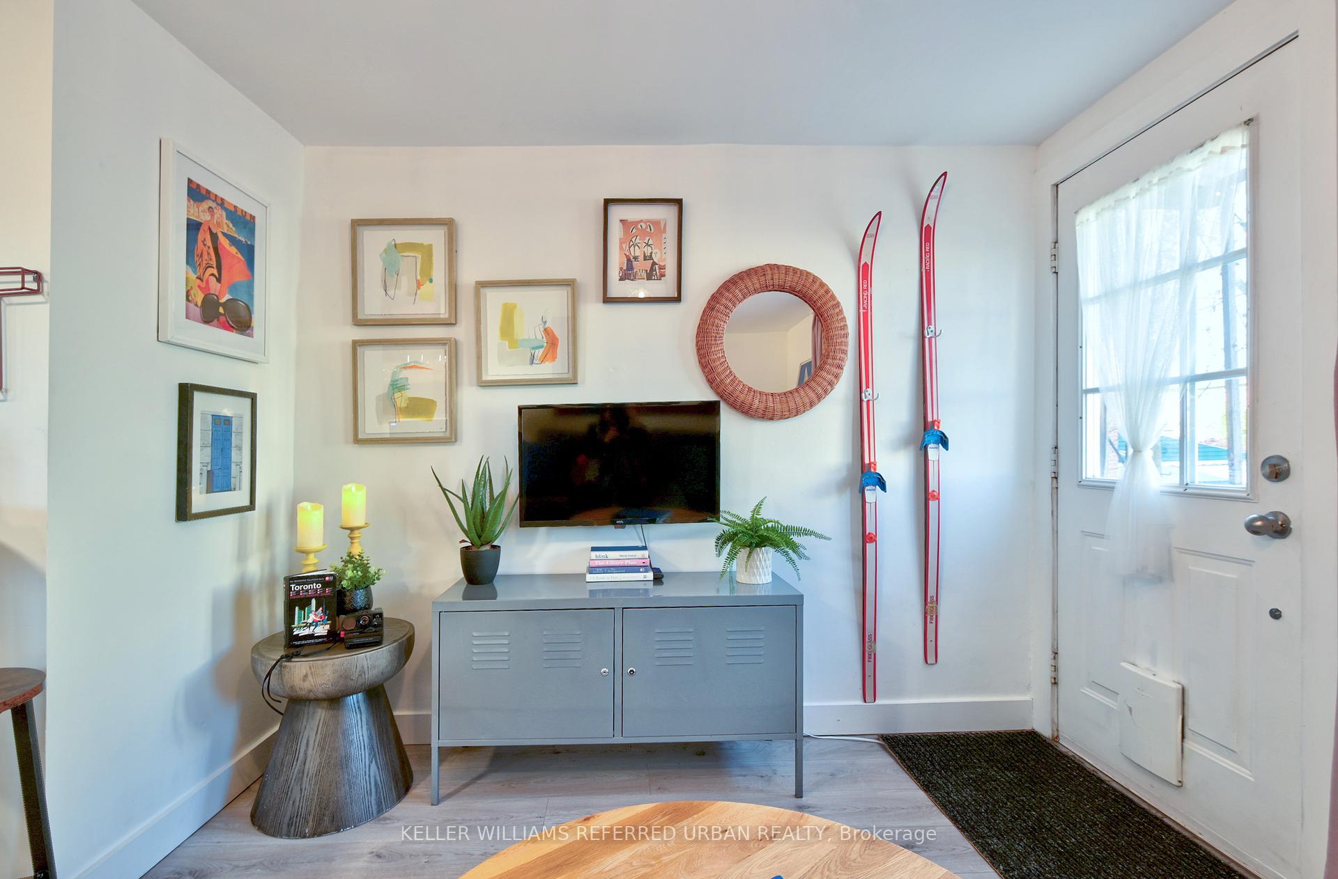 325 Westmoreland Ave N, Toronto, ON M6H3A6 | 2 Bedroom 3 Bathroom Semi-Detached House | Image 20