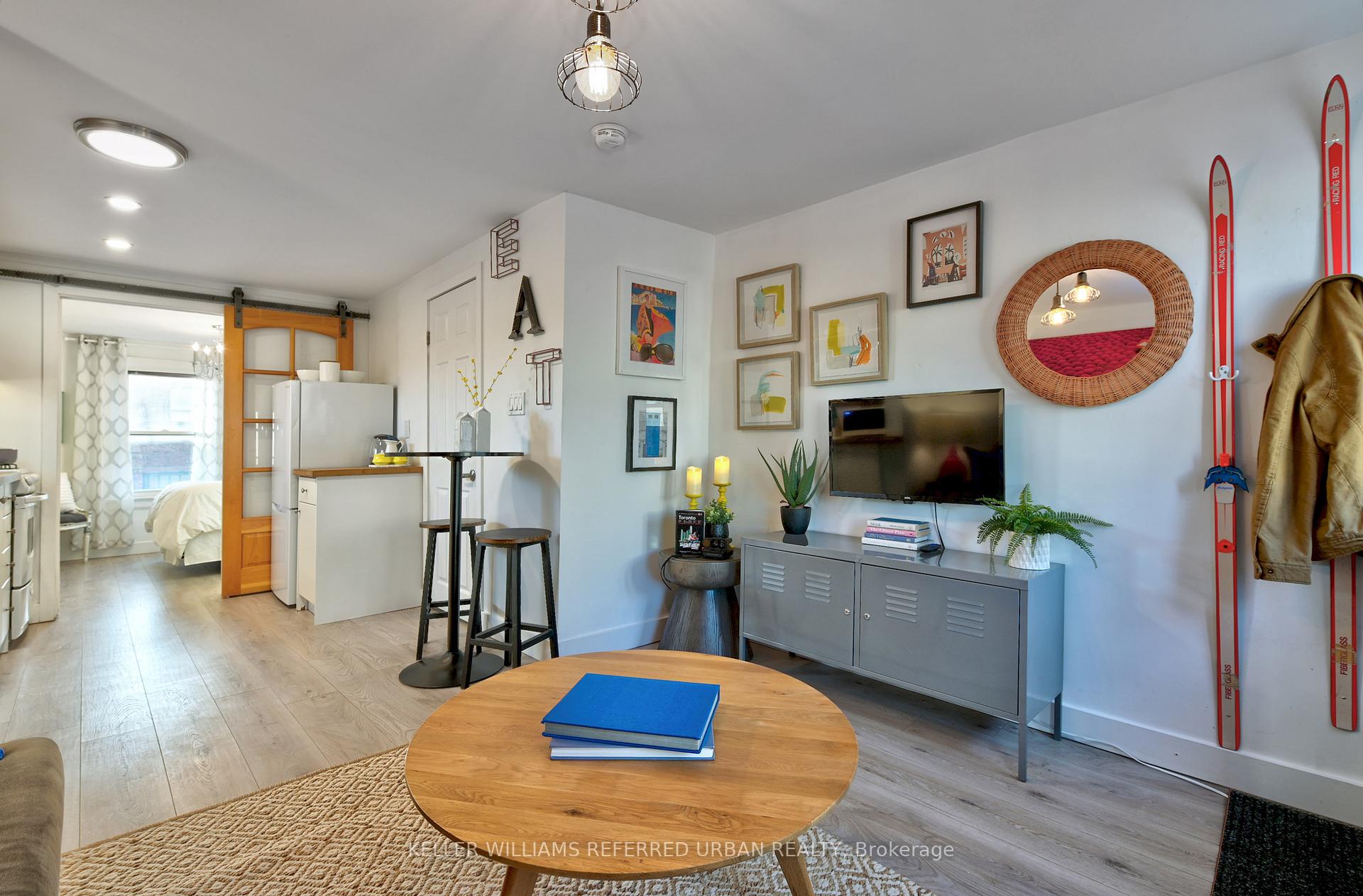 325 Westmoreland Ave N, Toronto, ON M6H3A6 | 2 Bedroom 3 Bathroom Semi-Detached House | Image 21