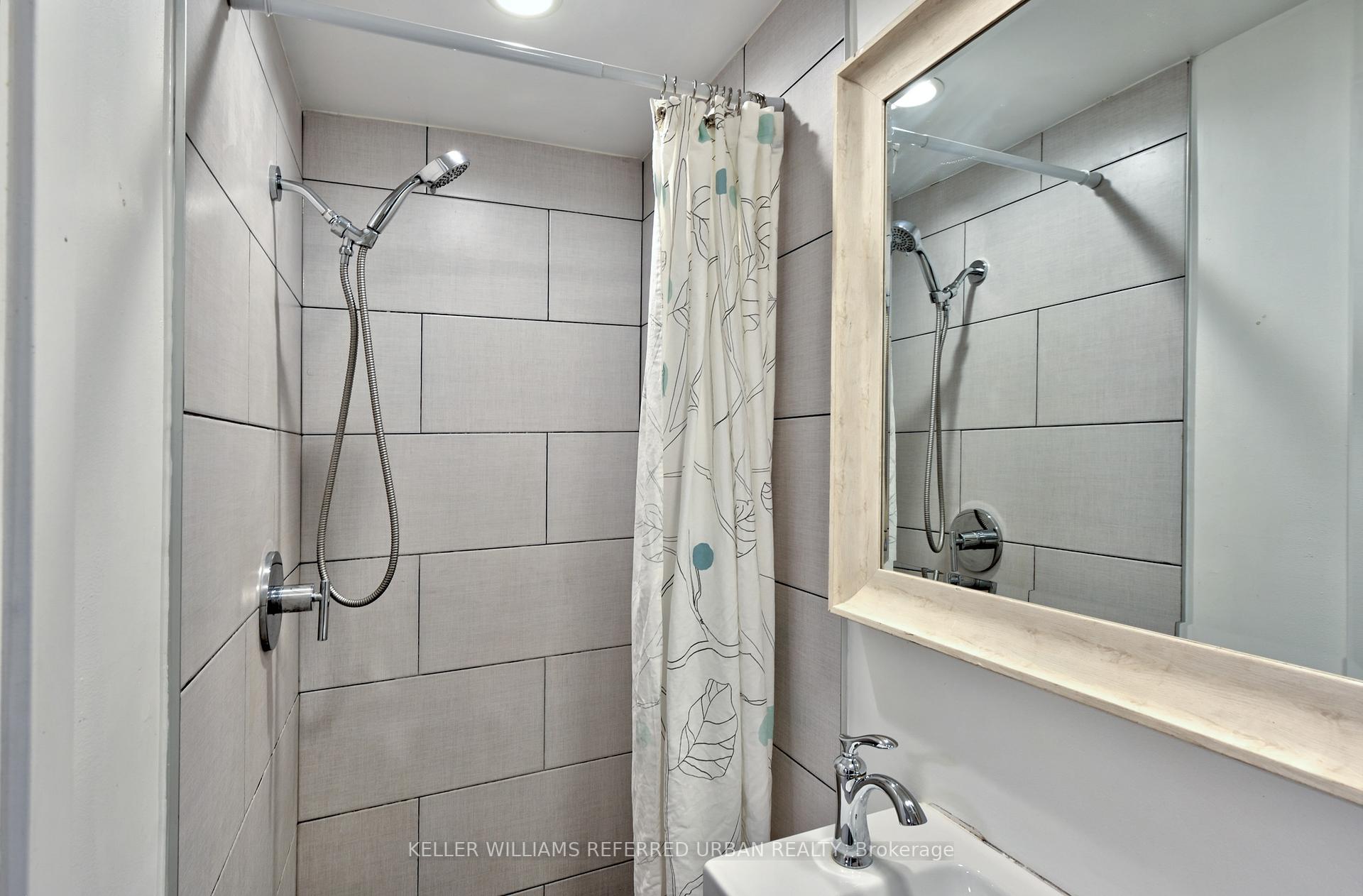 325 Westmoreland Ave N, Toronto, ON M6H3A6 | 2 Bedroom 3 Bathroom Semi-Detached House | Image 36