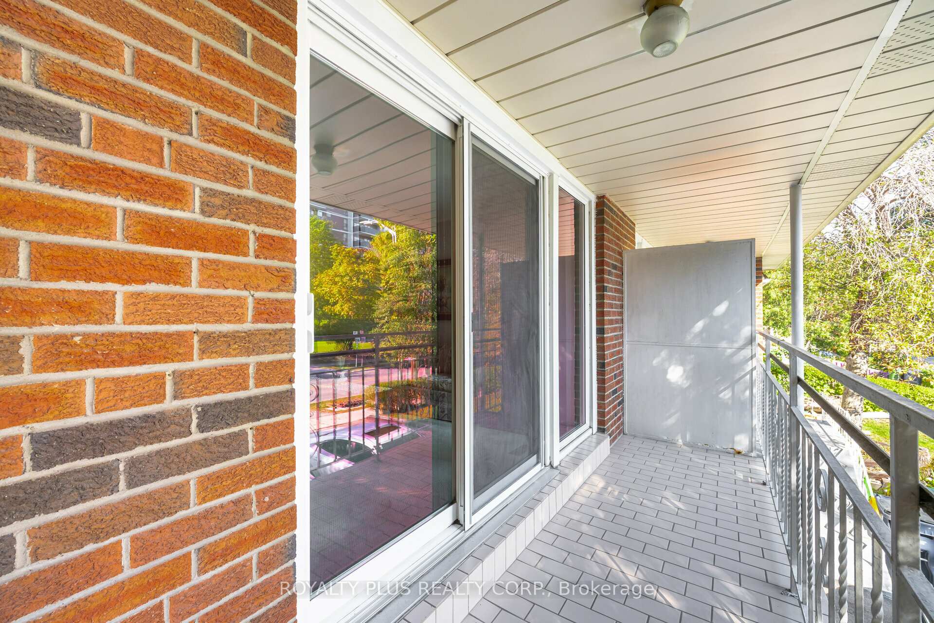 234 Grandravine Dr N, Toronto, ON M3N1H9 | 3 Bedroom 2 Bathroom Semi-Detached House | Image 26