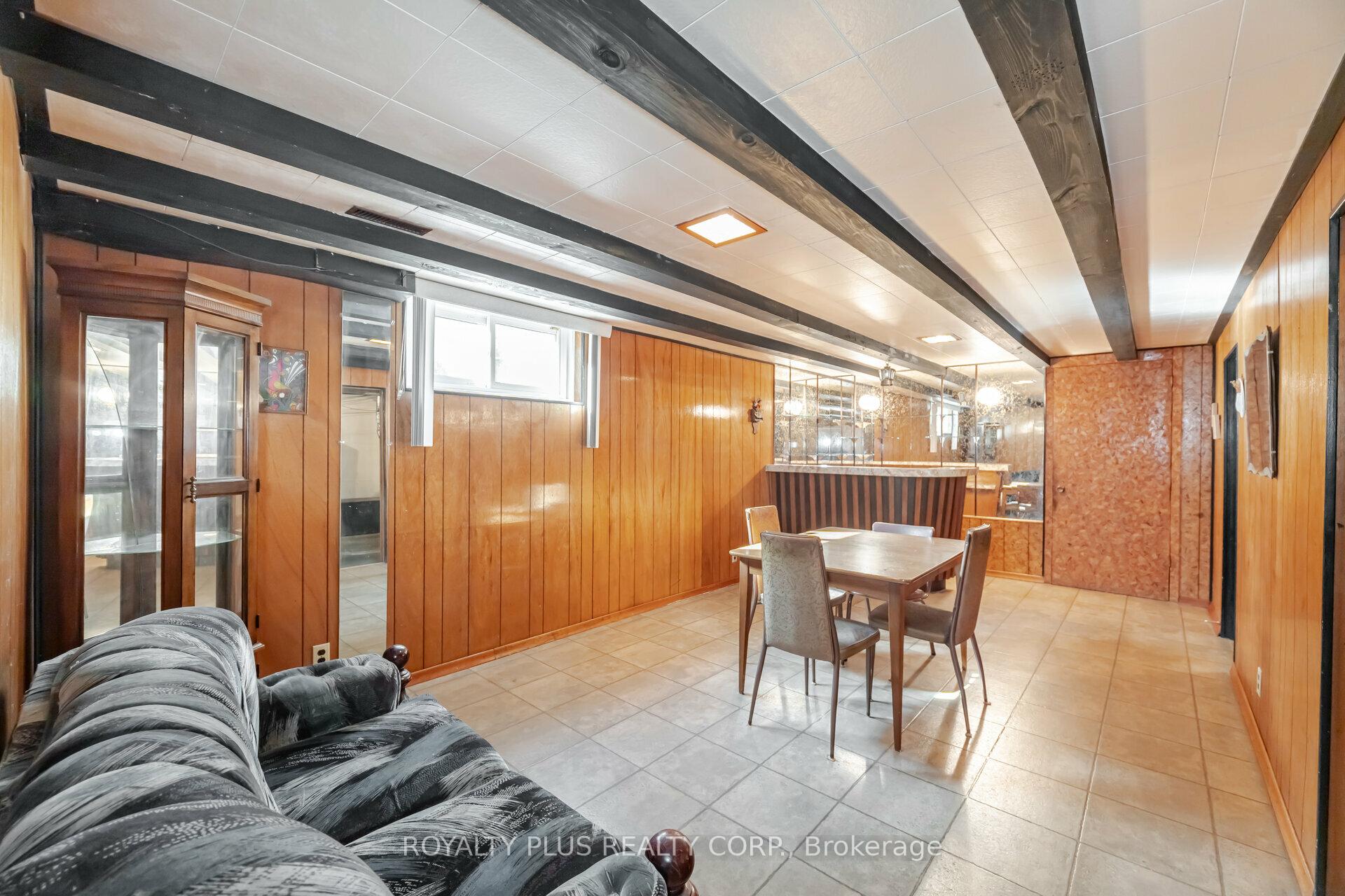 234 Grandravine Dr N, Toronto, ON M3N1H9 | 3 Bedroom 2 Bathroom Semi-Detached House | Image 33