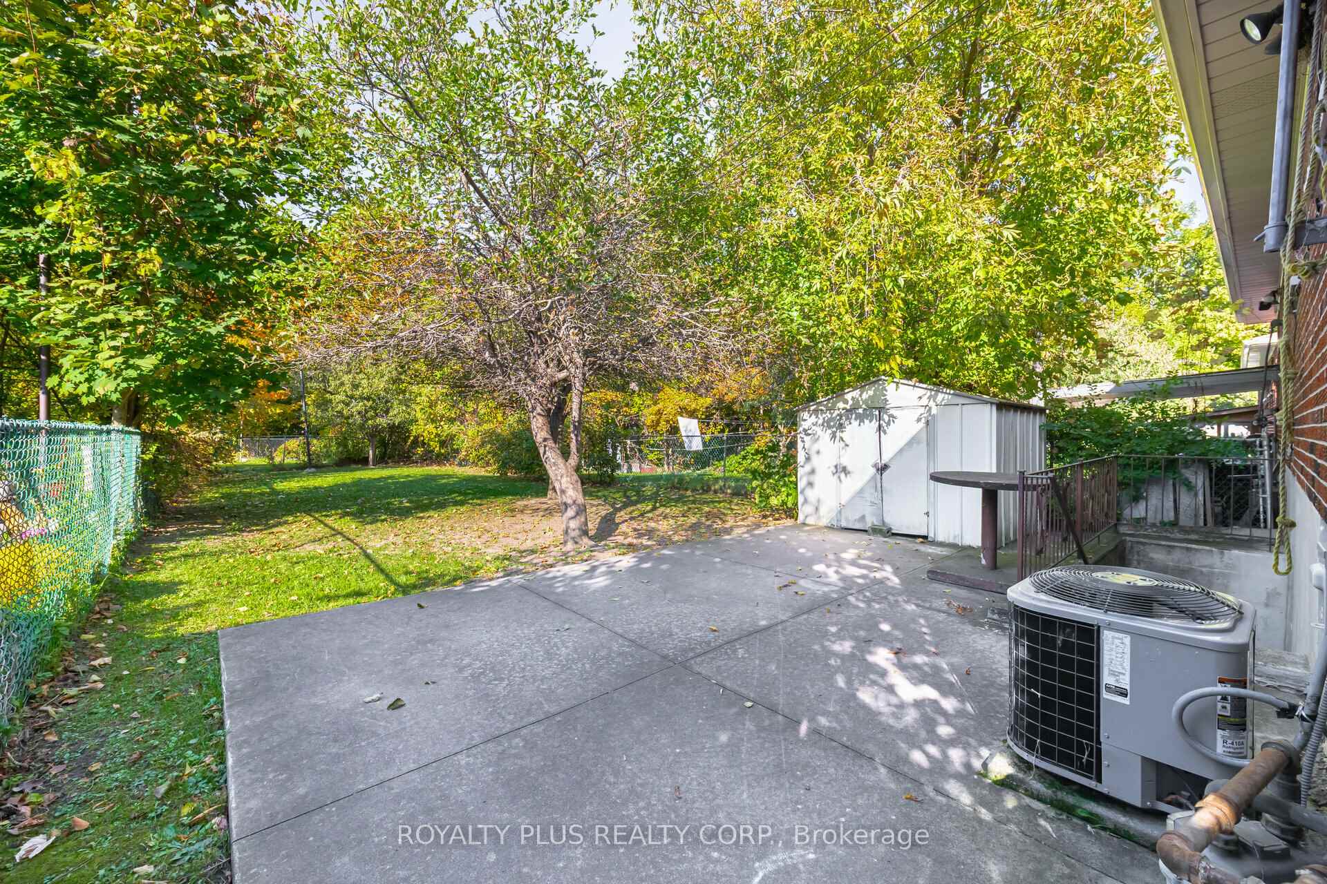 234 Grandravine Dr N, Toronto, ON M3N1H9 | 3 Bedroom 2 Bathroom Semi-Detached House | Image 37