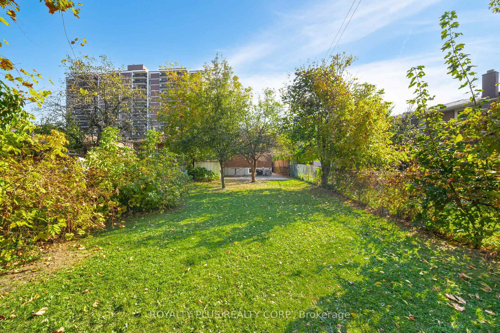 234 Grandravine Dr N, Toronto, ON M3N1H9 | 3 Bedroom 2 Bathroom Semi-Detached House | Image 39