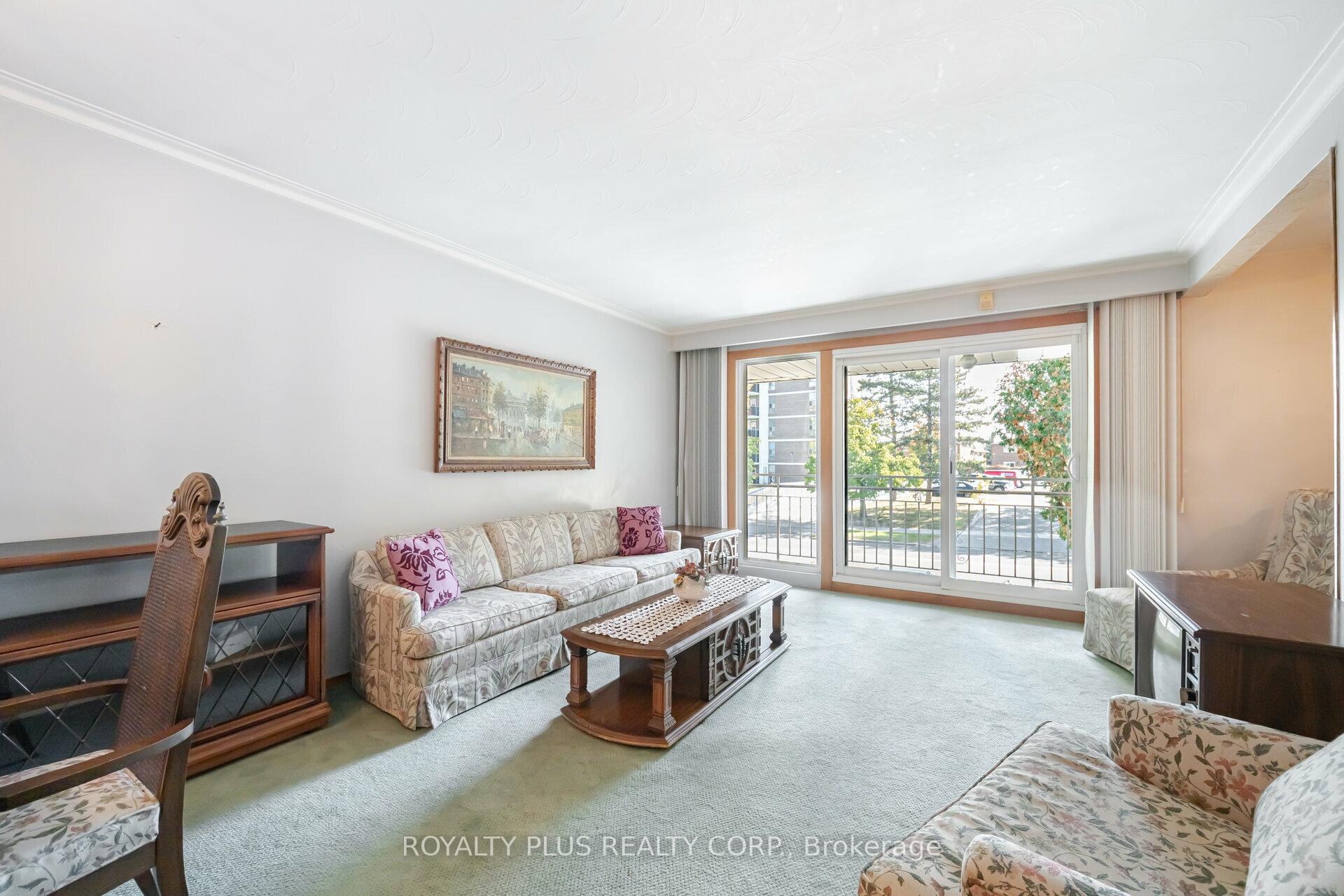 234 Grandravine Dr N, Toronto, ON M3N1H9 | 3 Bedroom 2 Bathroom Semi-Detached House | Image 7